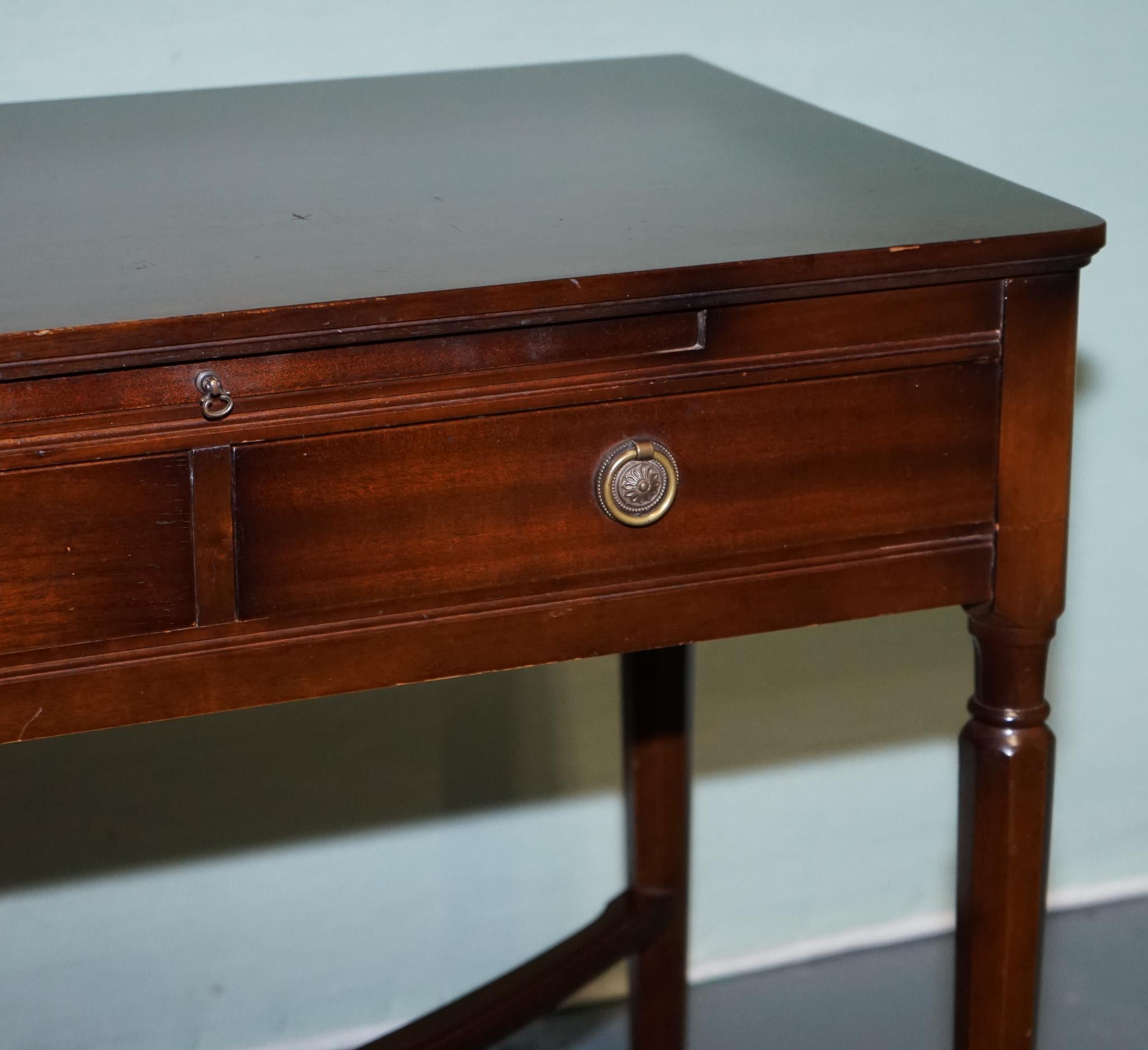 British VINTAGE STRONGBOW GAME WRITING DESK WITH PULL OUT TRAY WITH LEATHER iNLAY For Sale