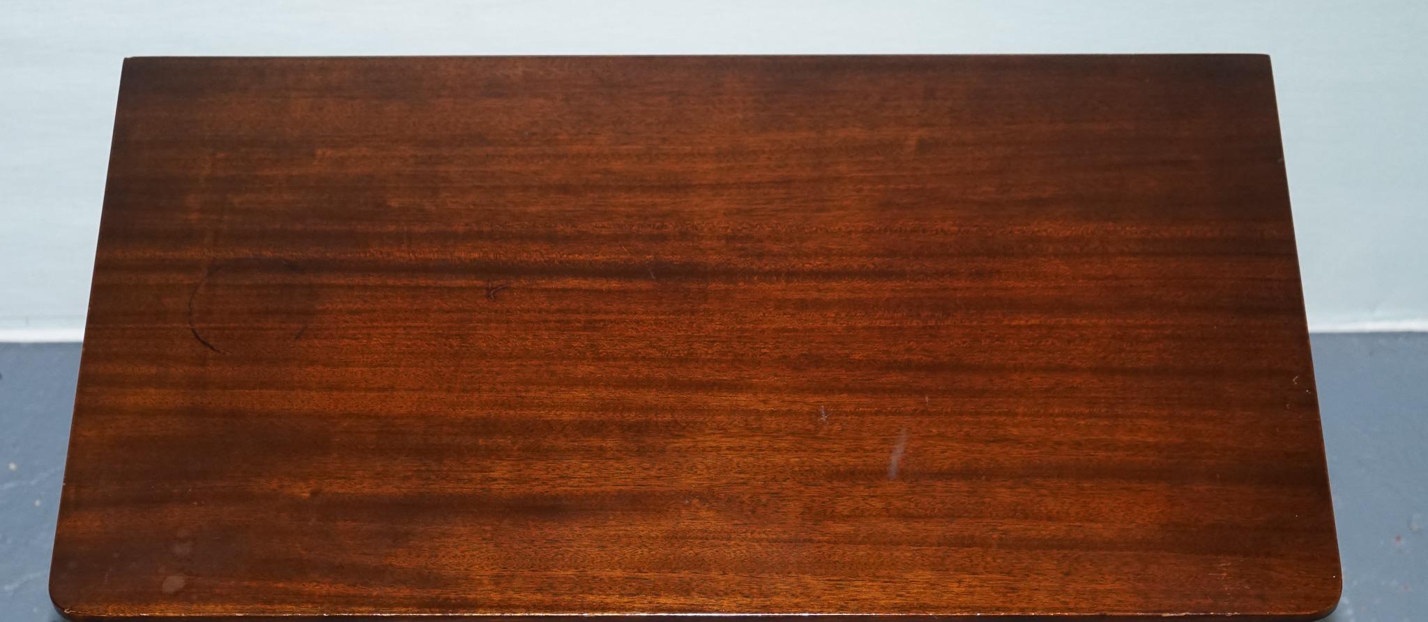 VINTAGE STRONGBOW GAME WRITING DESK WITH PULL OUT TRAY WITH LEATHER iNLAY For Sale 2