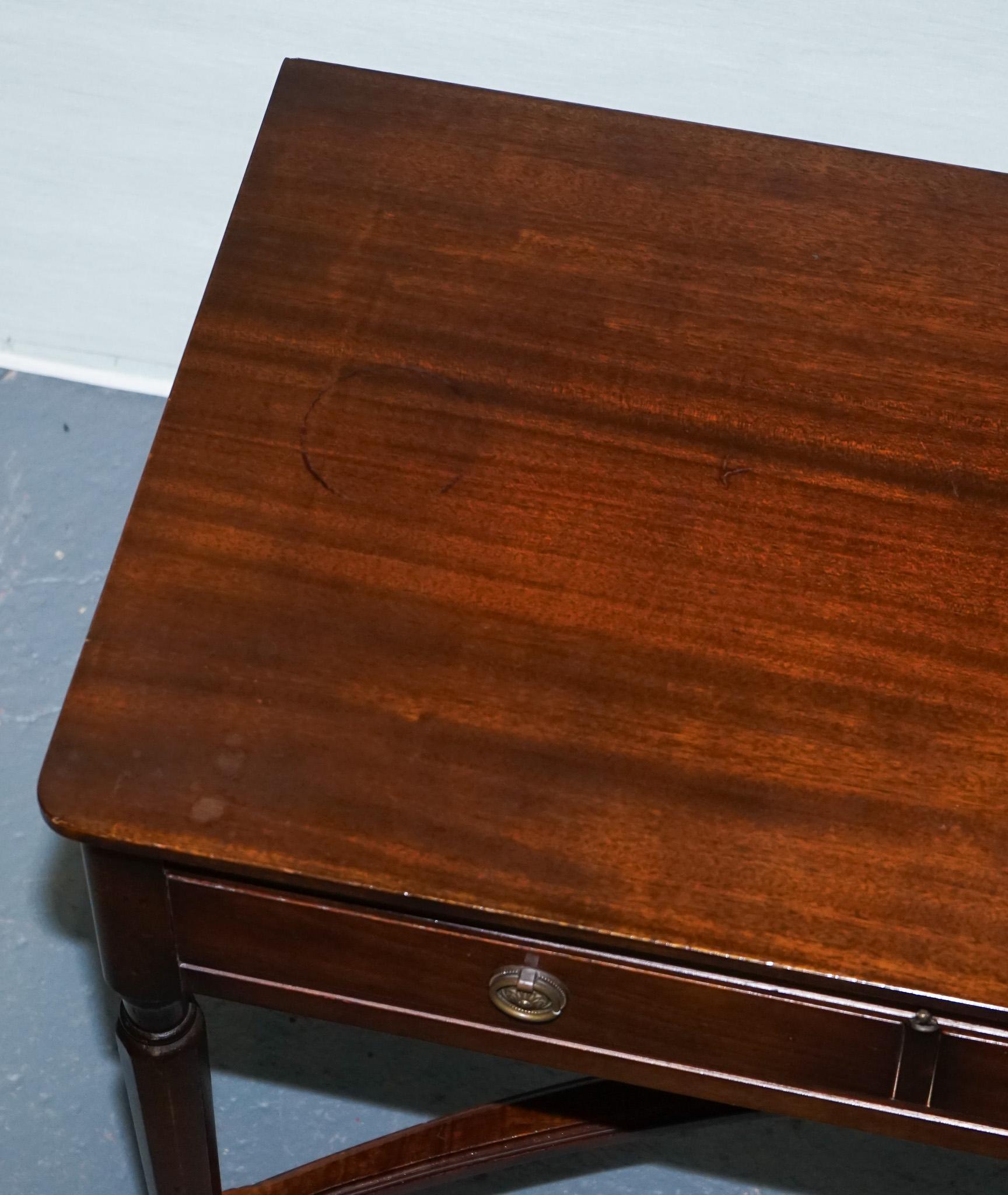 VINTAGE STRONGBOW GAME WRITING DESK WITH PULL OUT TRAY WITH LEATHER iNLAY For Sale 3