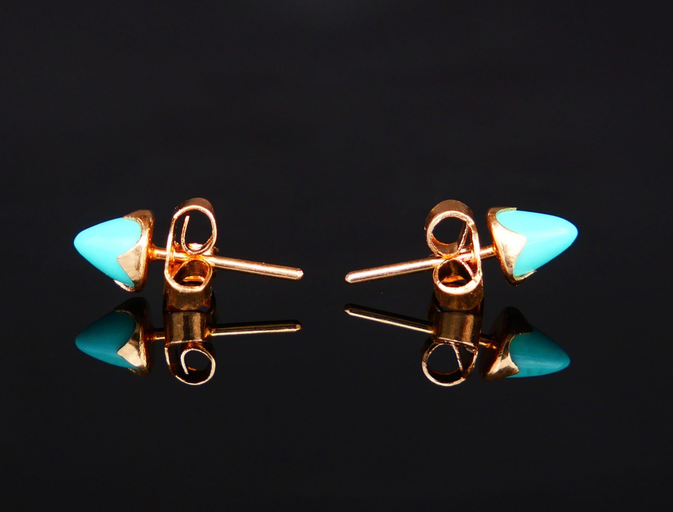 Retro Vintage stud Earrings natural Turquoise solid 18 Gold / 0.8 gr For Sale