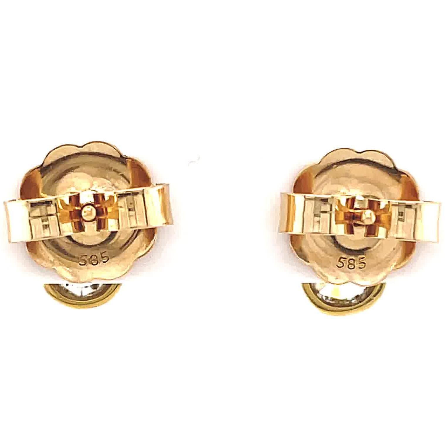 New Vintage Style Pear Shape Diamond 18 Karat Yellow Gold Stud Earrings In New Condition In Beverly Hills, CA