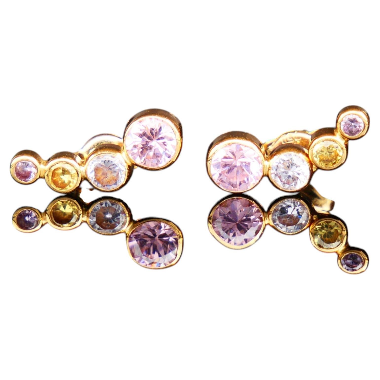 Vintage stud Earrings solid 18 Gold / 1 gr