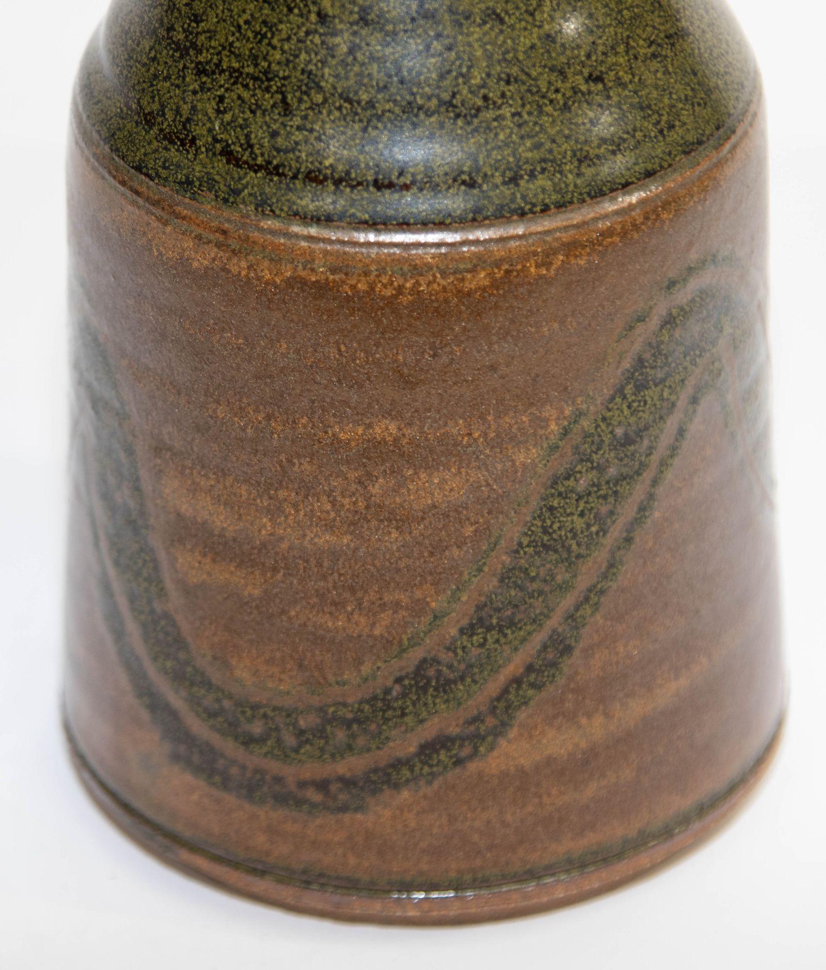 Vintage Studio California Design Stoneware Pottery Vase, 1960s In Good Condition For Sale In North Hollywood, CA