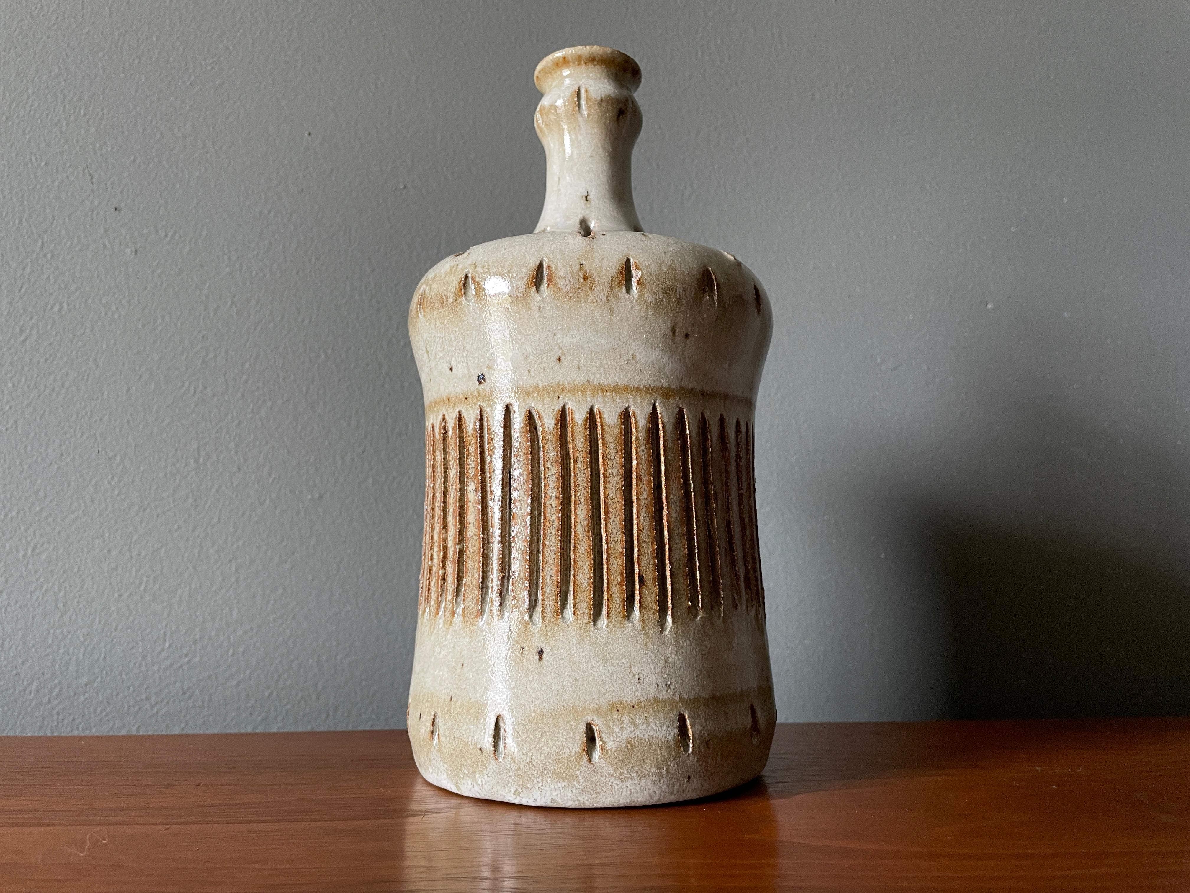 Vintage Studio Crafted Ceramic Vase, circa 1980s 3