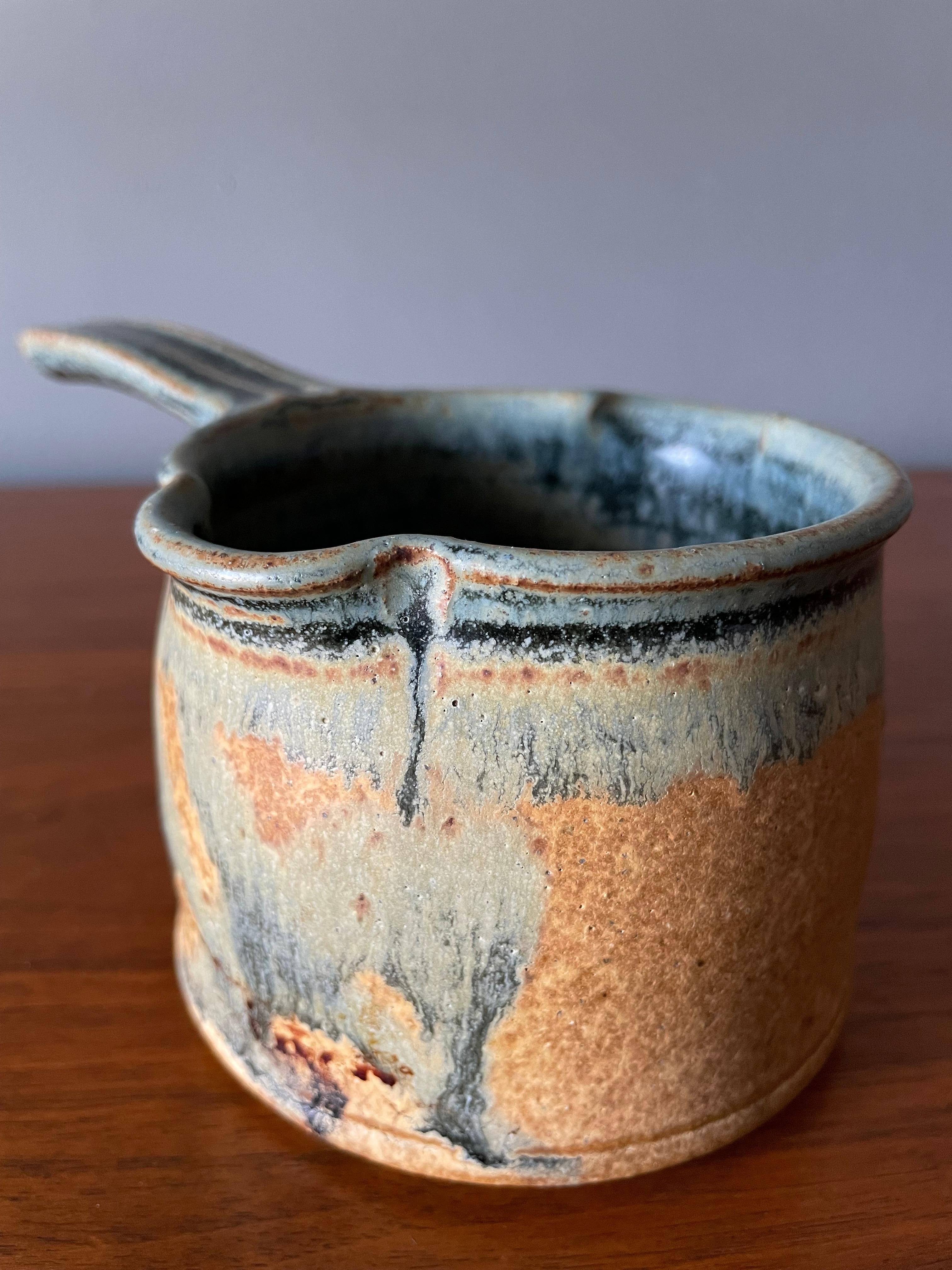 Vintage Studio Crafted Ceramic with Handle, circa 1970s In Good Condition For Sale In Costa Mesa, CA