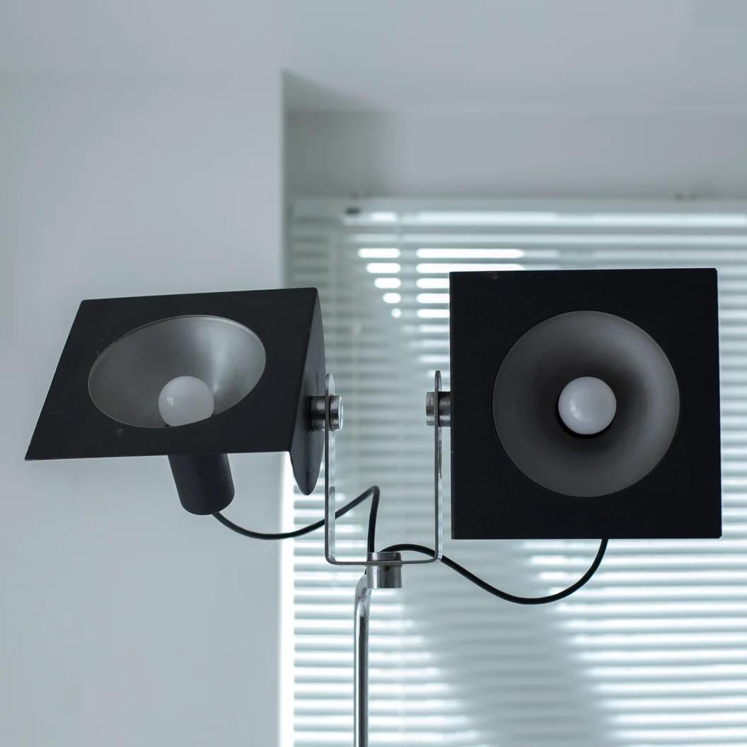 Lámpara de pie vintage Studio de Italia / lámpara de estudio / lámpara sopt / post moderna en Bueno estado para la venta en Tokyo, Tokyo