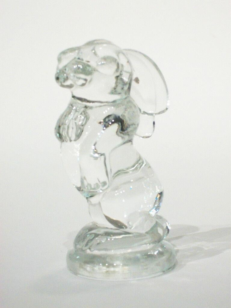 Vintage Studio Glass Rabbit Figure Paper Weight, Russia, circa 1980s In Good Condition For Sale In Chatham, ON