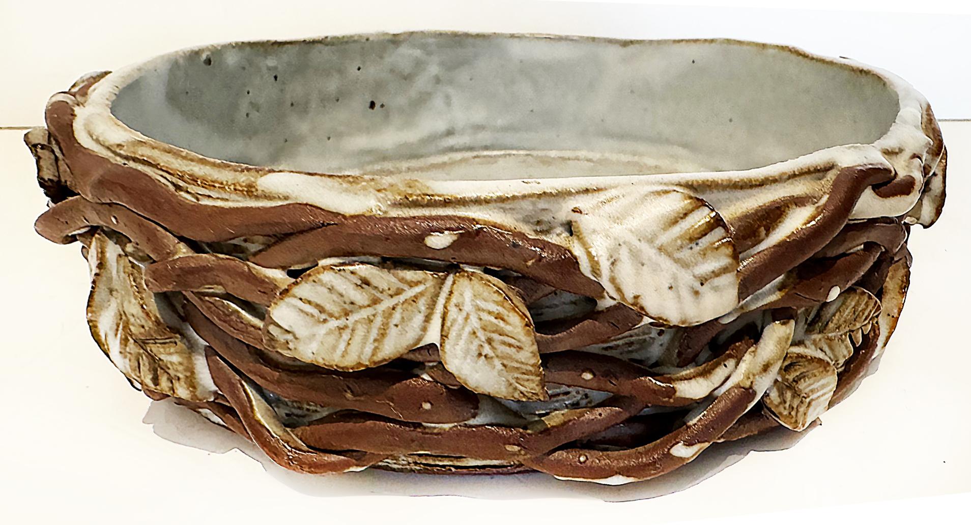 Vintage Studio Pottery Catchall Bowl with Twigs and Leaves In Good Condition For Sale In Miami, FL