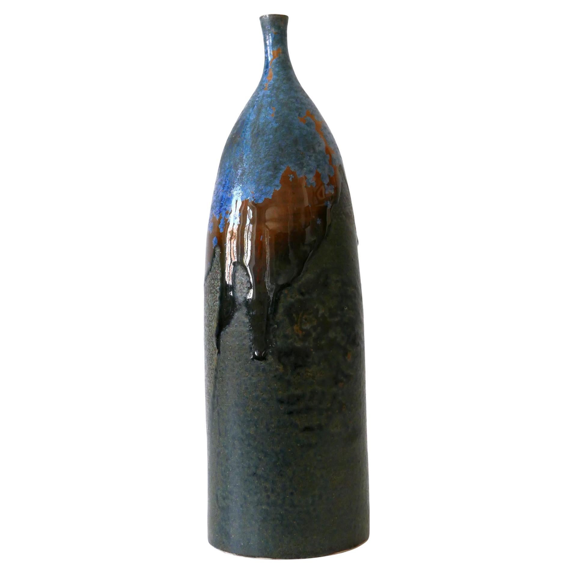 Vaso vintage in ceramica Studio Pottery No 03 di Ilse Ludwig-Korbel Germania 1976