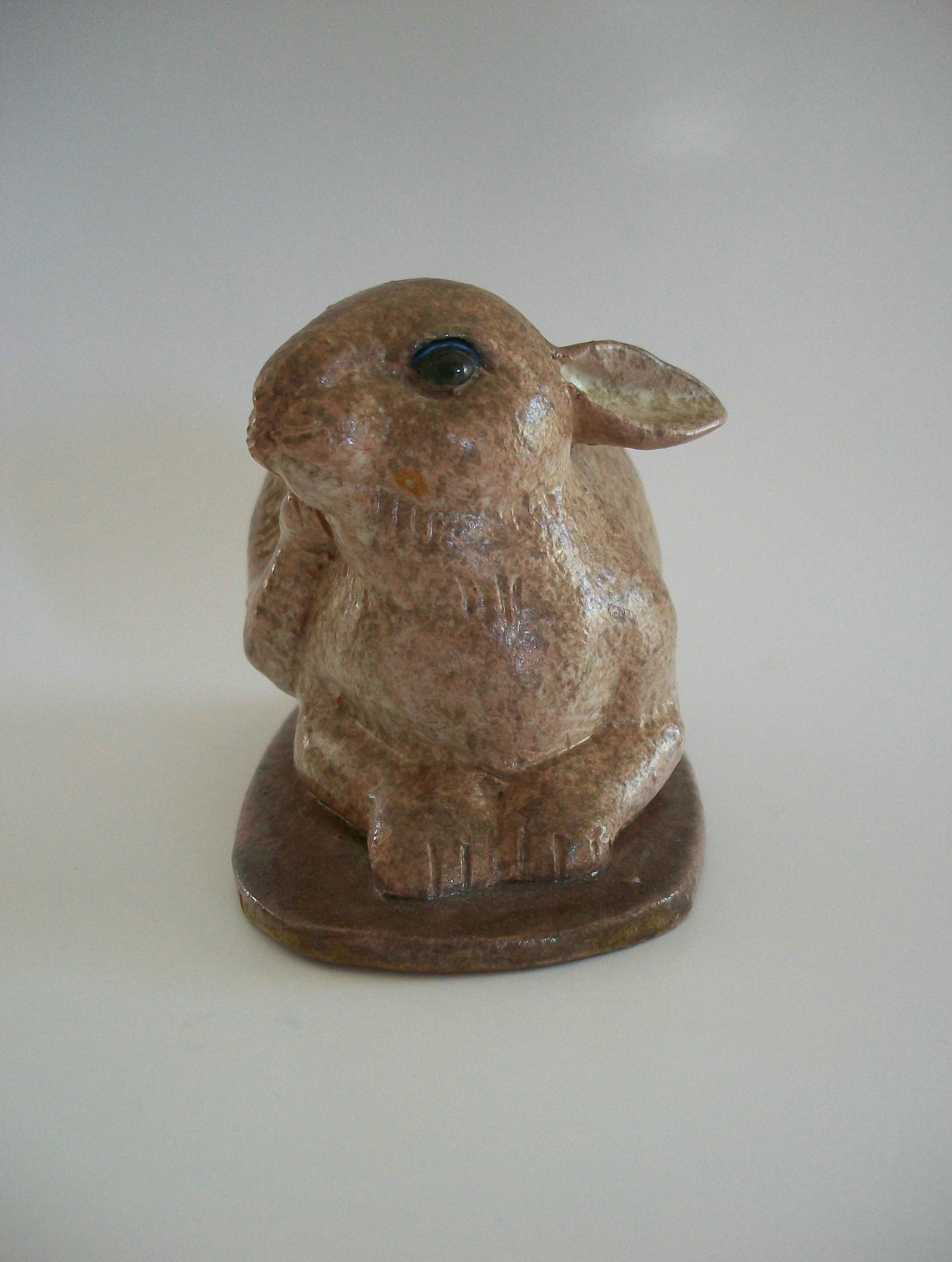 JARKO ZAVI - Studio Pottery Cottontail Rabbit Figure - Canada - Circa 1976 For Sale 6