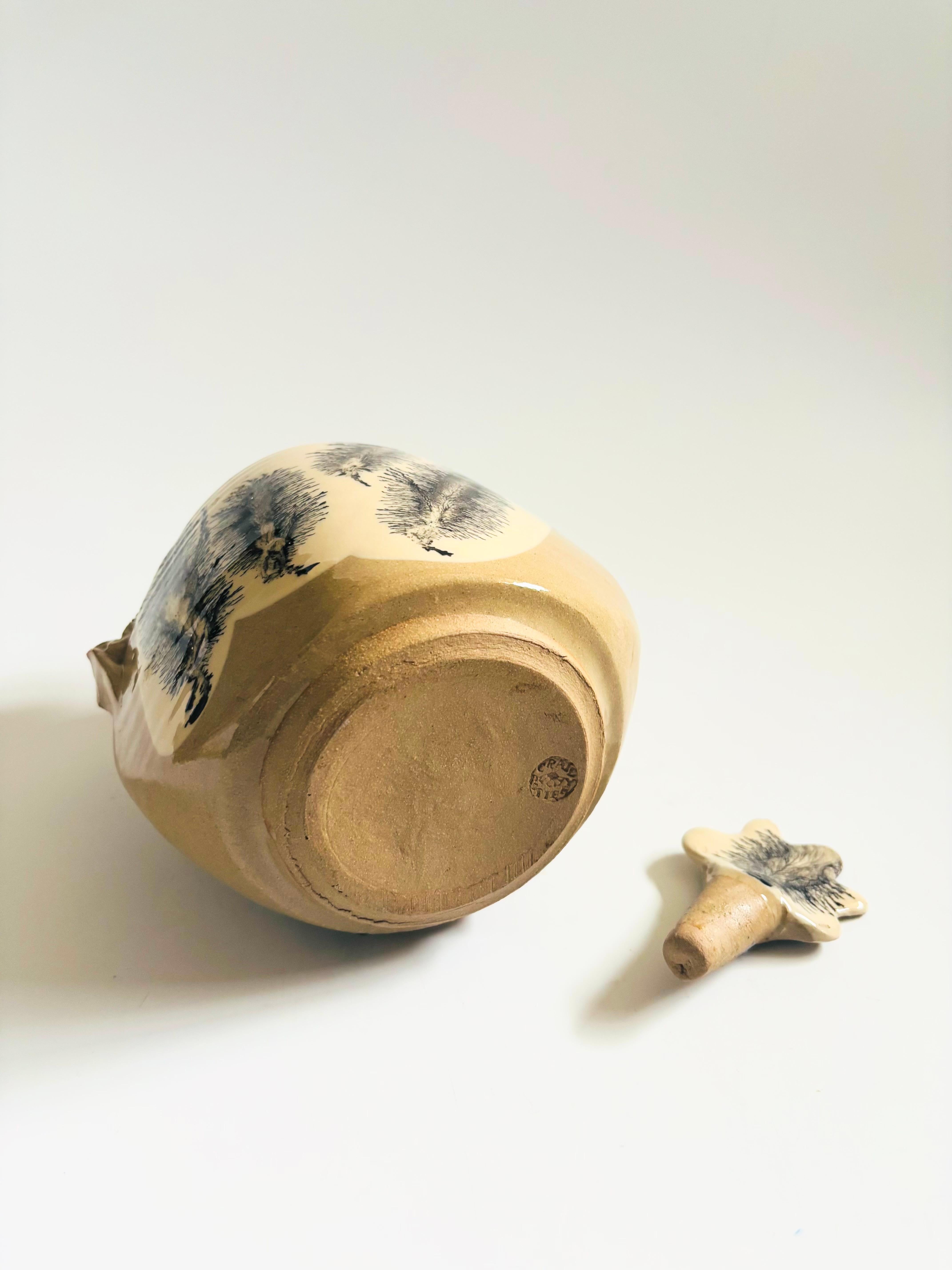 Vintage Studio Pottery Karaffe im Angebot 4