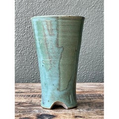 Vaso verde in ceramica Studio Pottery d'epoca