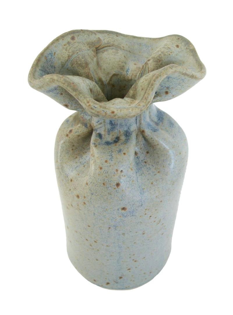 Vintage studio pottery 'gunny sack' vase - hand made - featuring an iron flecked gray semi matte glaze - no apparent signature - Canada - late 20th century.

Excellent / mint vintage condition - no loss - no damage - no restoration - minimal signs