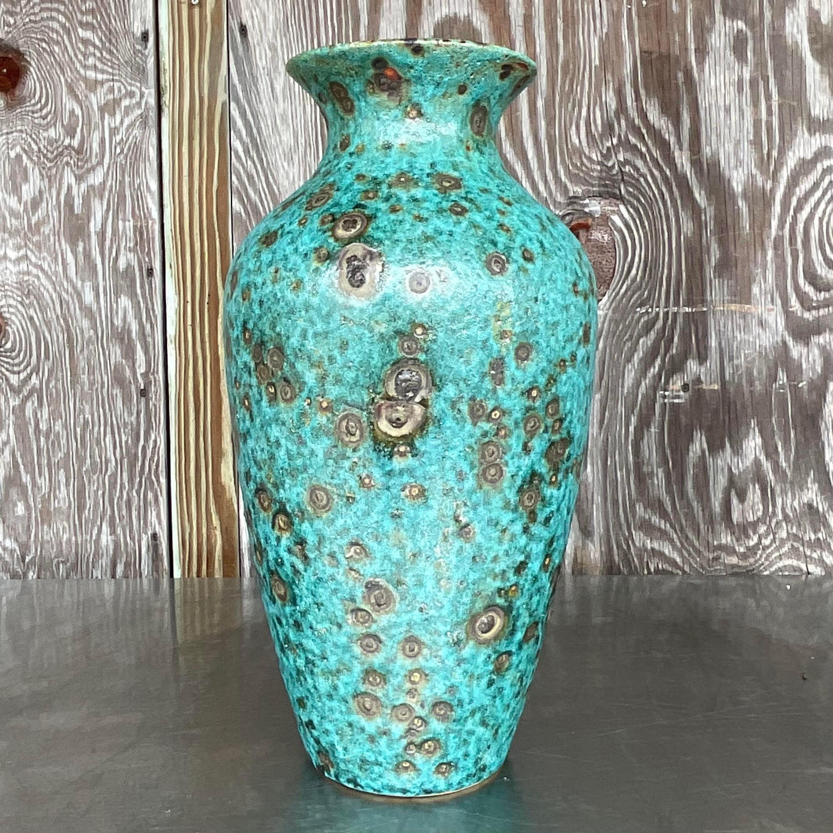 Rustique Vase vintage Studio Pottery finition lave en vente