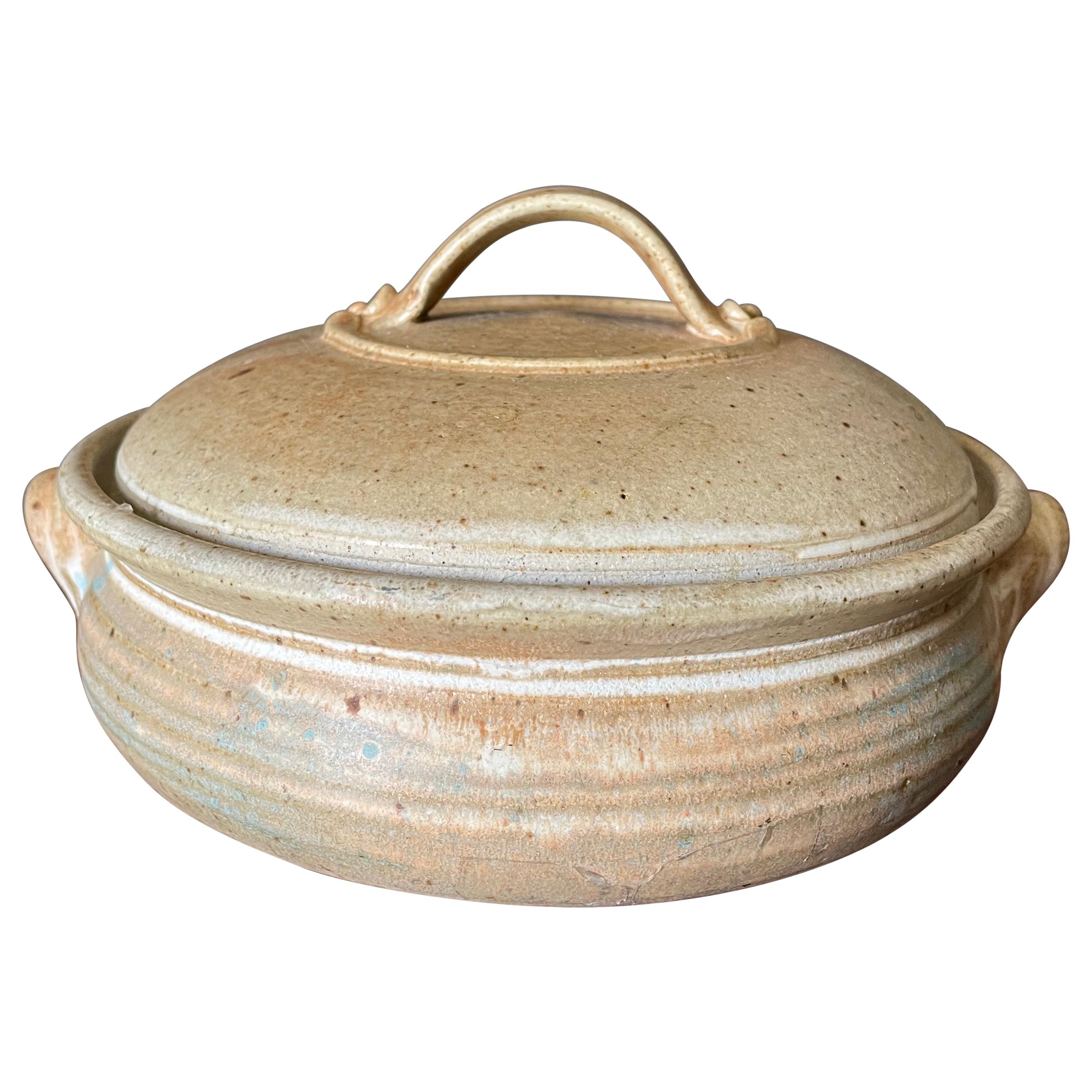 https://a.1stdibscdn.com/vintage-studio-pottery-lidded-ceramic-circa-1970s-for-sale/1121189/f_246933821627586679695/24693382_master.jpeg