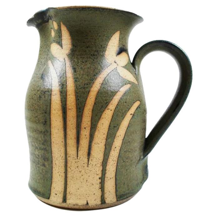 Pichet vintage de Studio Pottery - Décoration en résine de cire - Signé - Milieu du 20e siècle