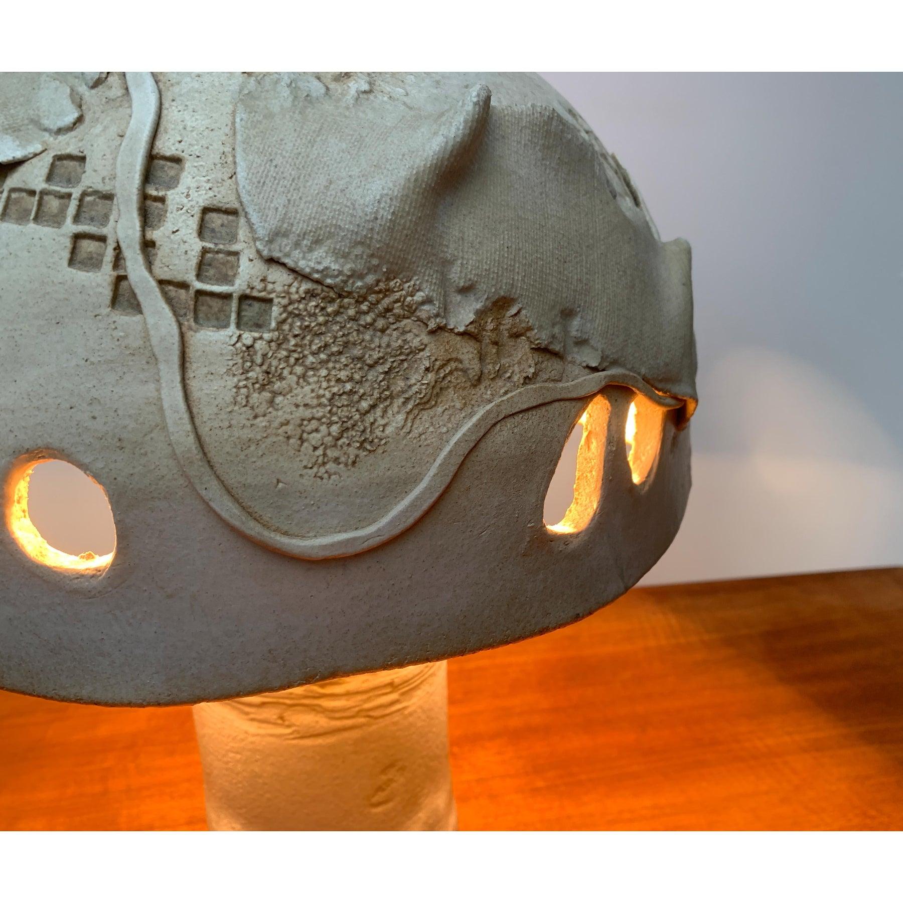 20ième siècle Lampe de table champignon sculpturale vintage Studio Pottery, 1970 en vente