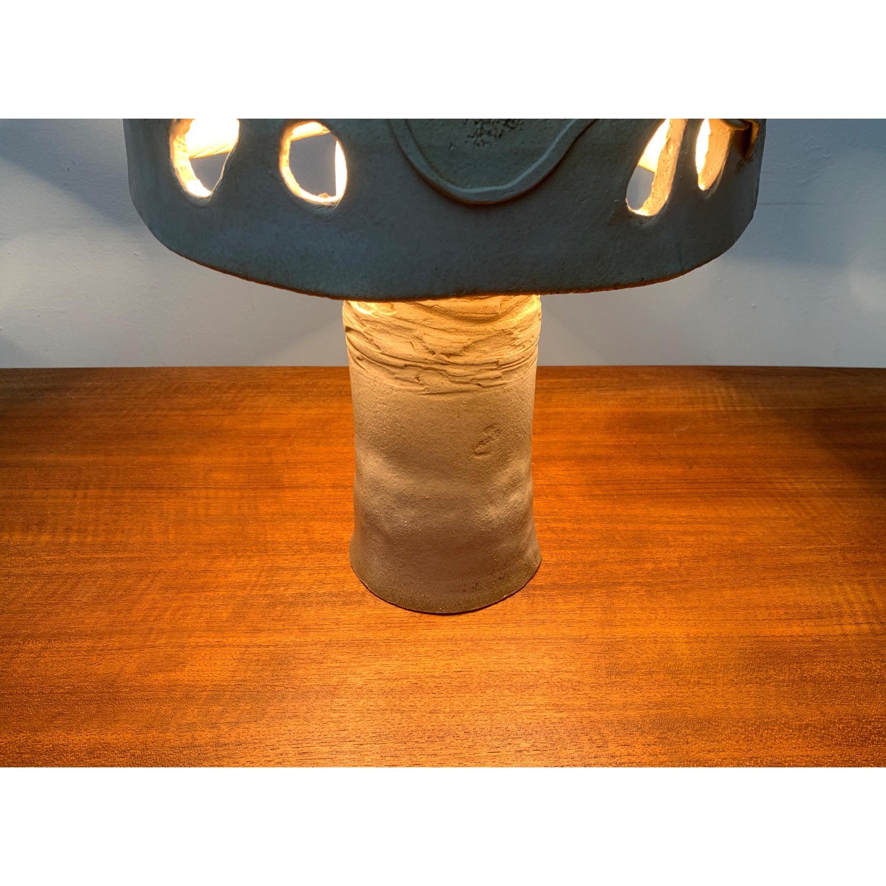 Lampe de table champignon sculpturale vintage Studio Pottery, 1970 en vente 4