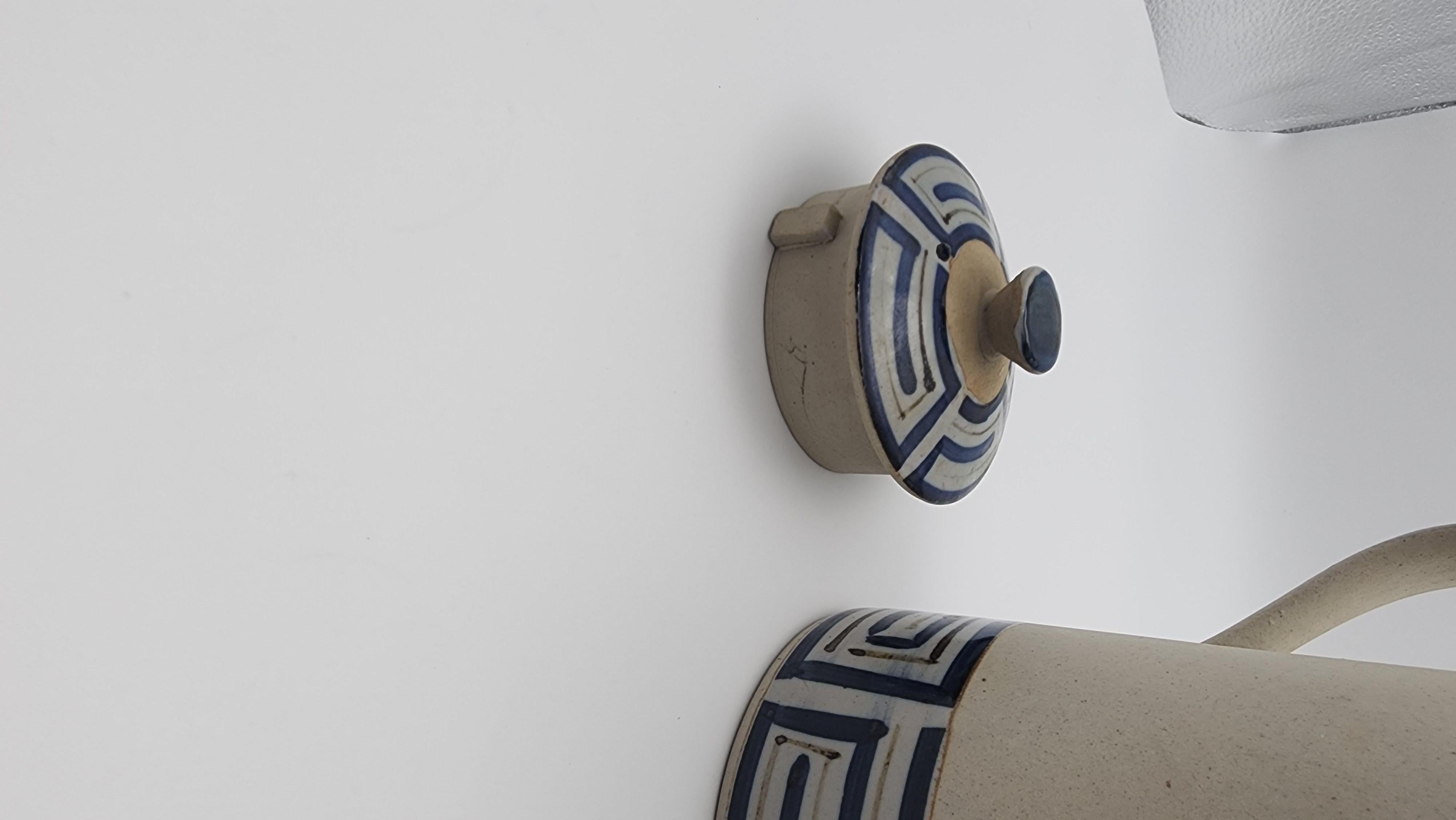 Vintage Studio Pottery Teekanne (Keramik) im Angebot