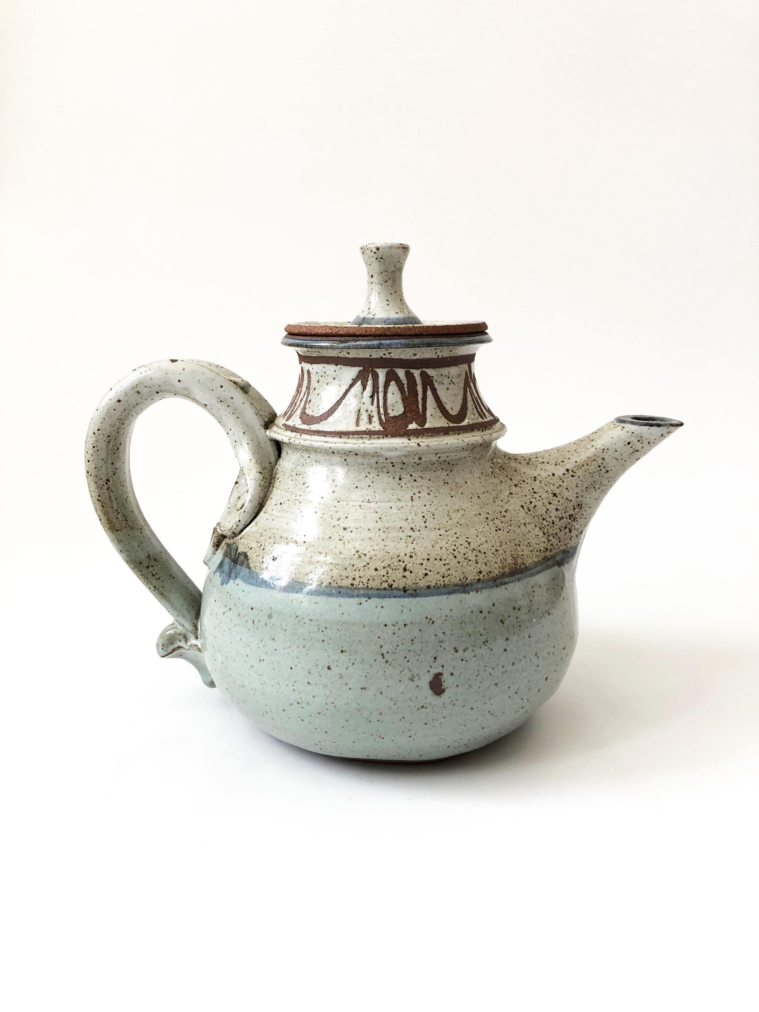 Vintage Studio Pottery Teapot by Frank Massarella In Good Condition In Fairfield, CA