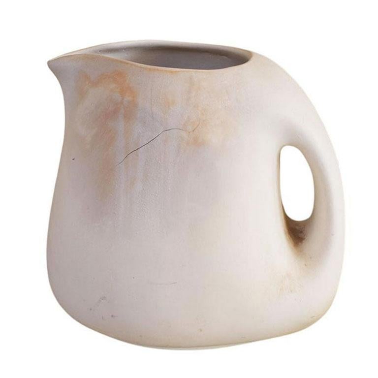 Vintage Studio Pottery Unglazed Cream Ceramic Pitcher In Good Condition For Sale In Oklahoma City, OK