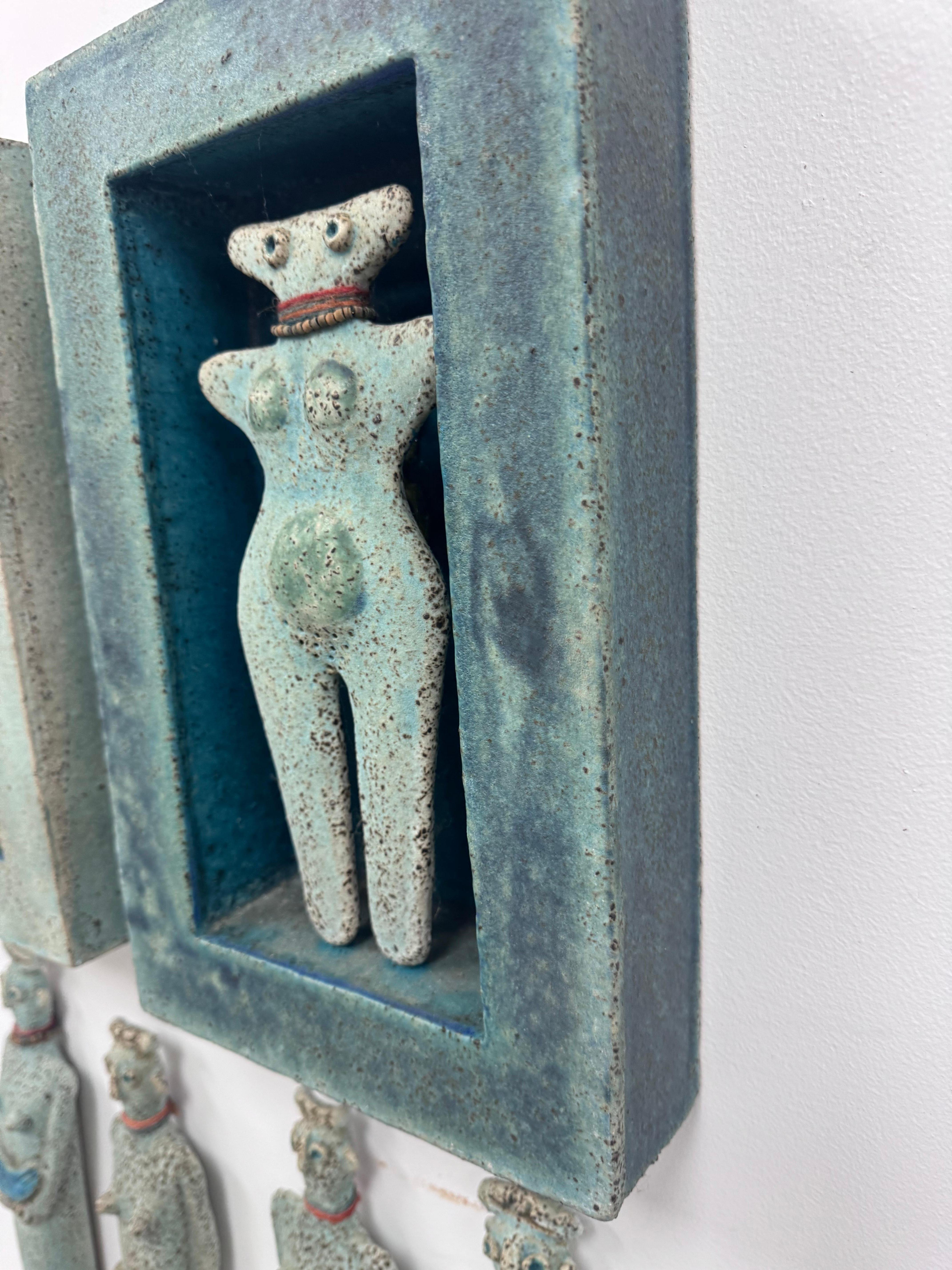 Vintage Studio Pottery Wall Sculptures Collection - Signed 20th Century Art im Angebot 6