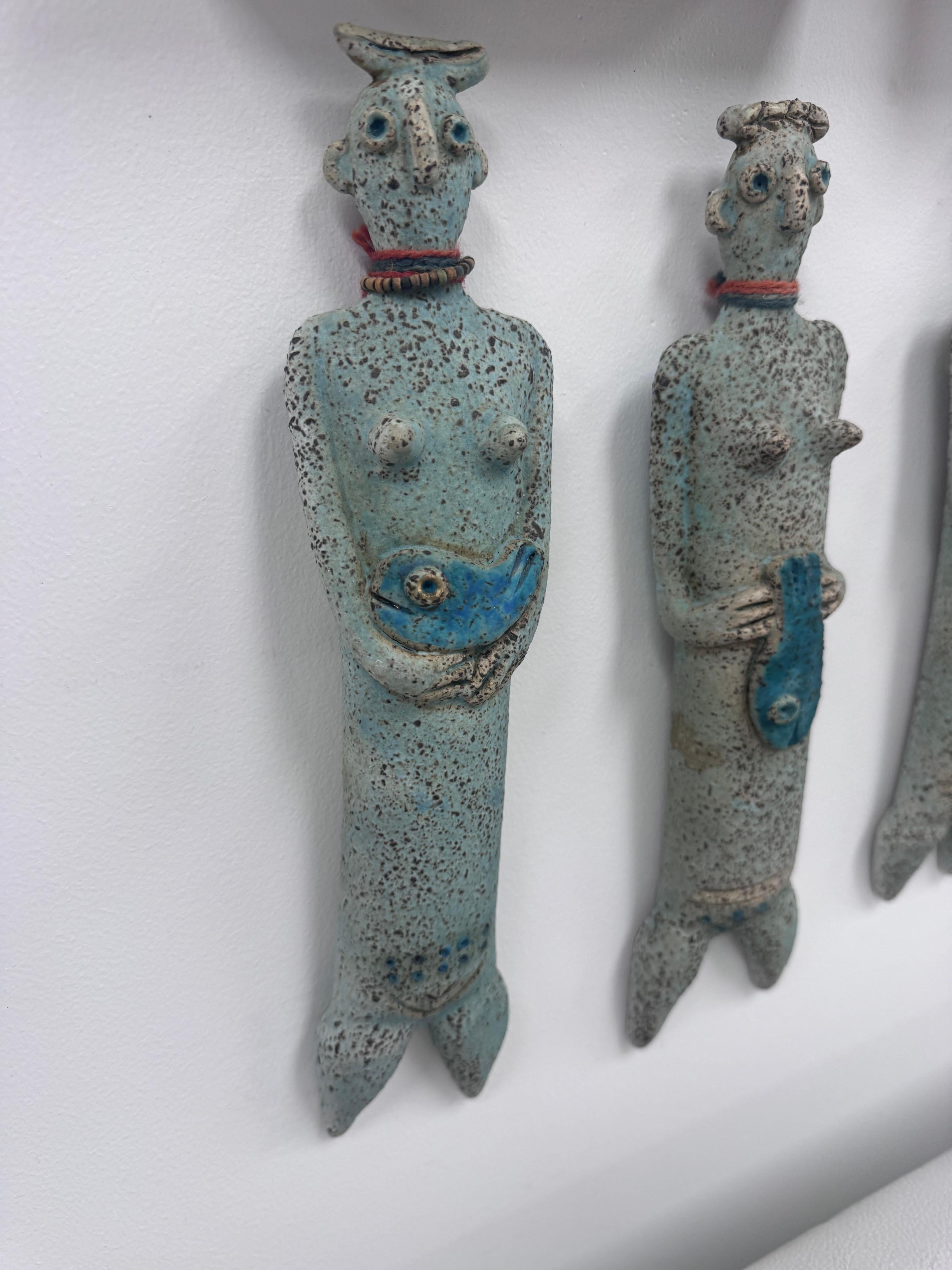 Vintage Studio Pottery Wall Sculptures Collection - Signed 20th Century Art (Handgefertigt) im Angebot