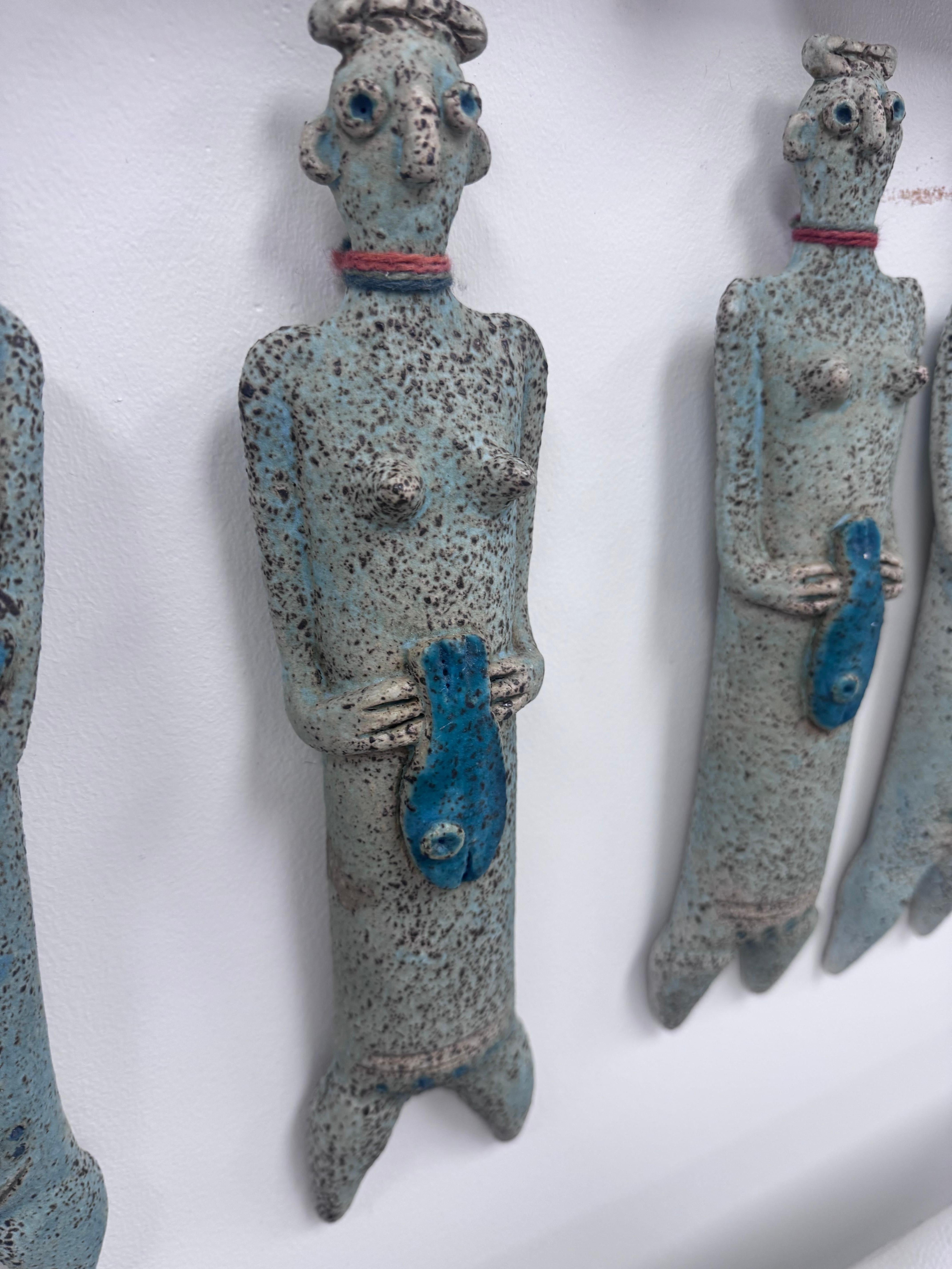 Vintage Studio Pottery Wall Sculptures Collection - Signed 20th Century Art im Zustand „Gut“ im Angebot in West Palm Beach, US