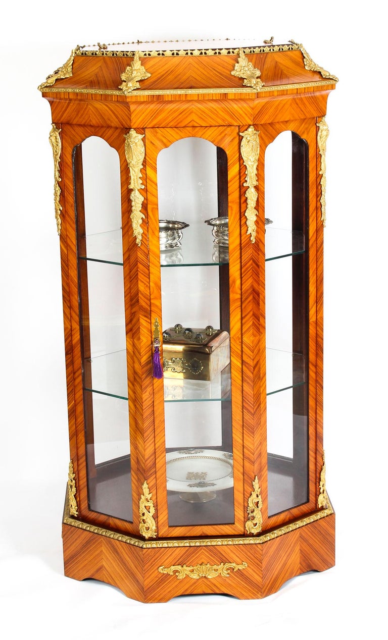 Vintage Walnut Octagonal Display Cabinet Jardinière, 20th Century at 1stDibs