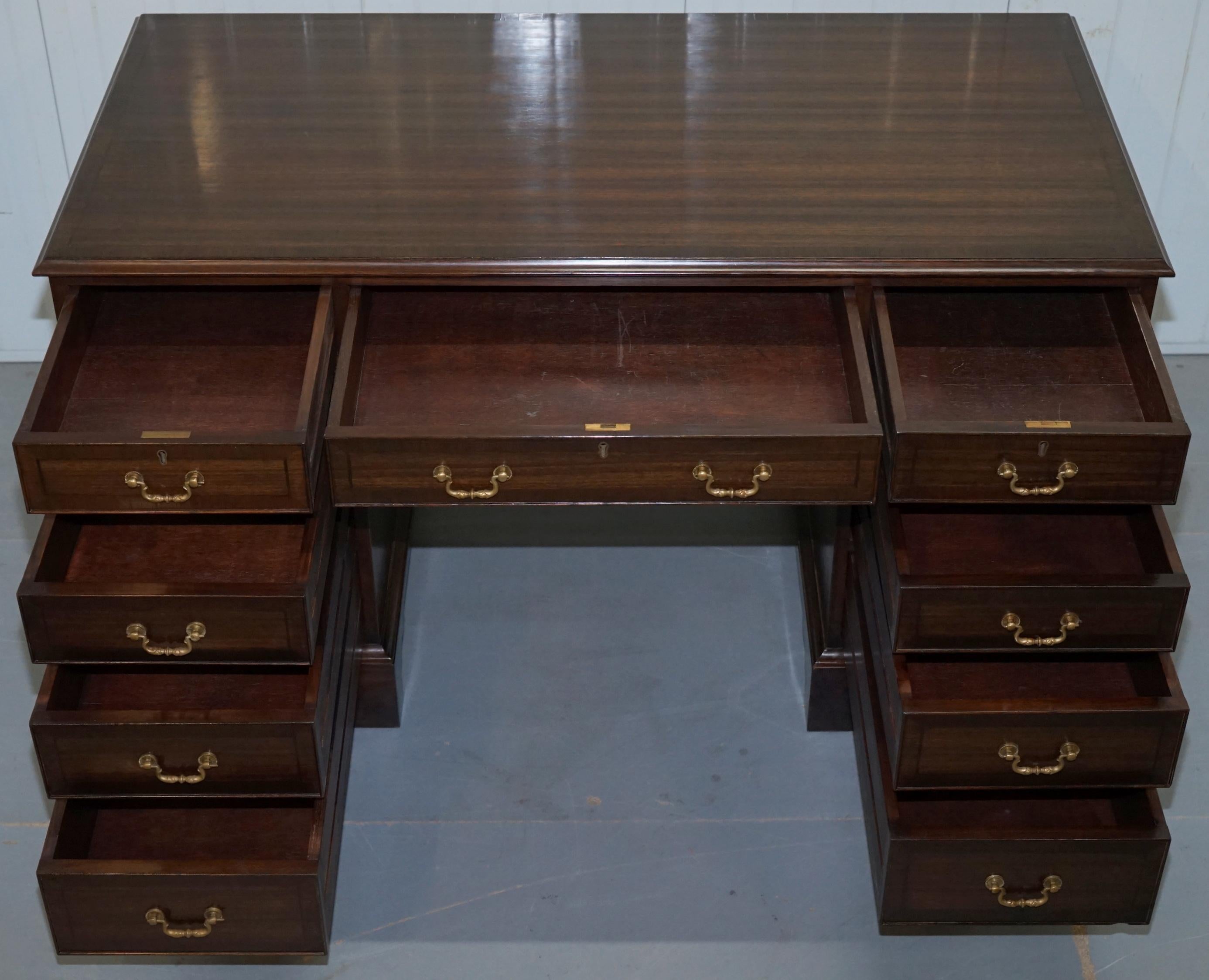 Vintage Stunning Large Solid Hardwood Twin Pedestal Partner Desk Rare Find 8