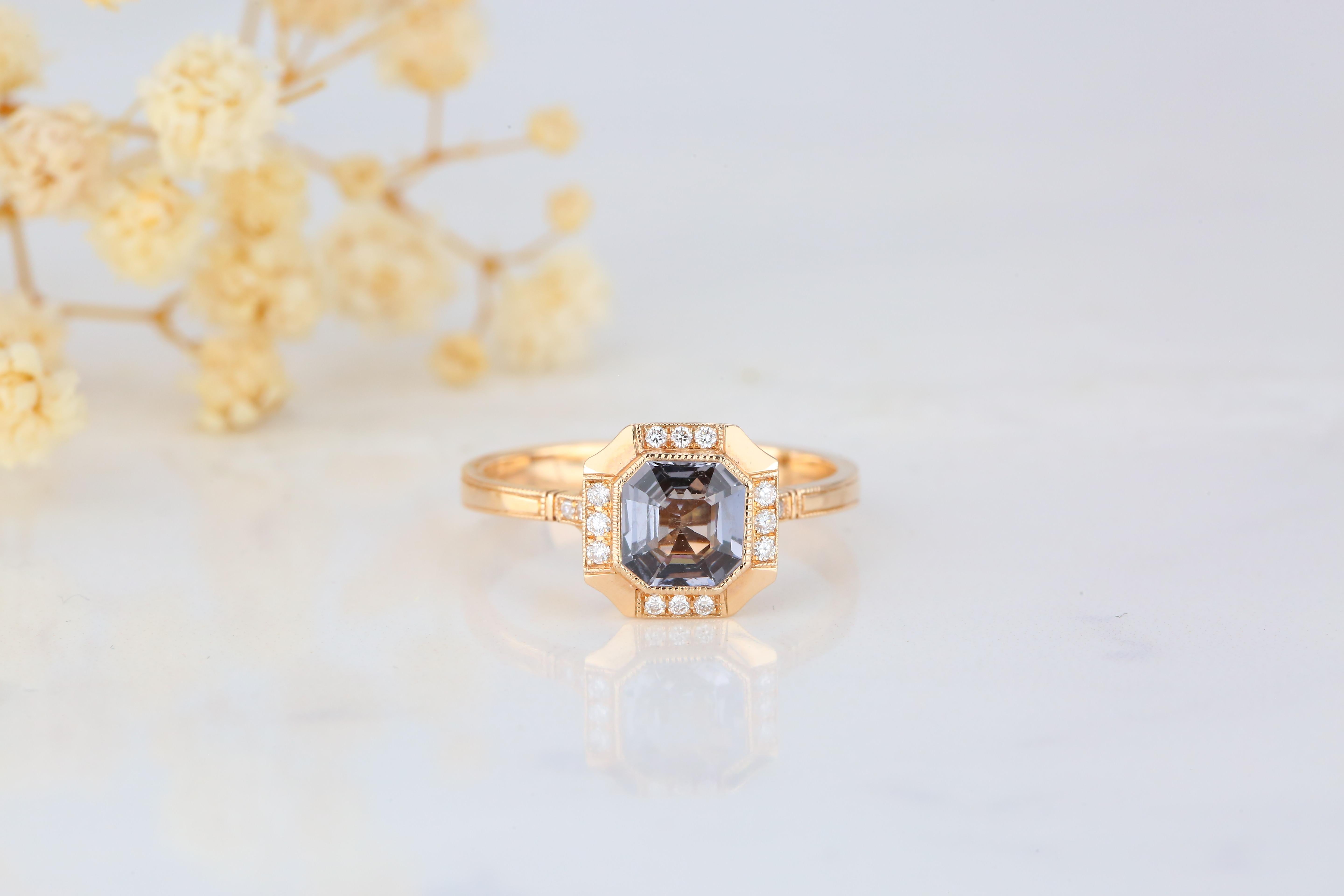 Vintage Style 0.99 Ct Spinel with Diamond Engagement Ring In New Condition For Sale In ISTANBUL, TR