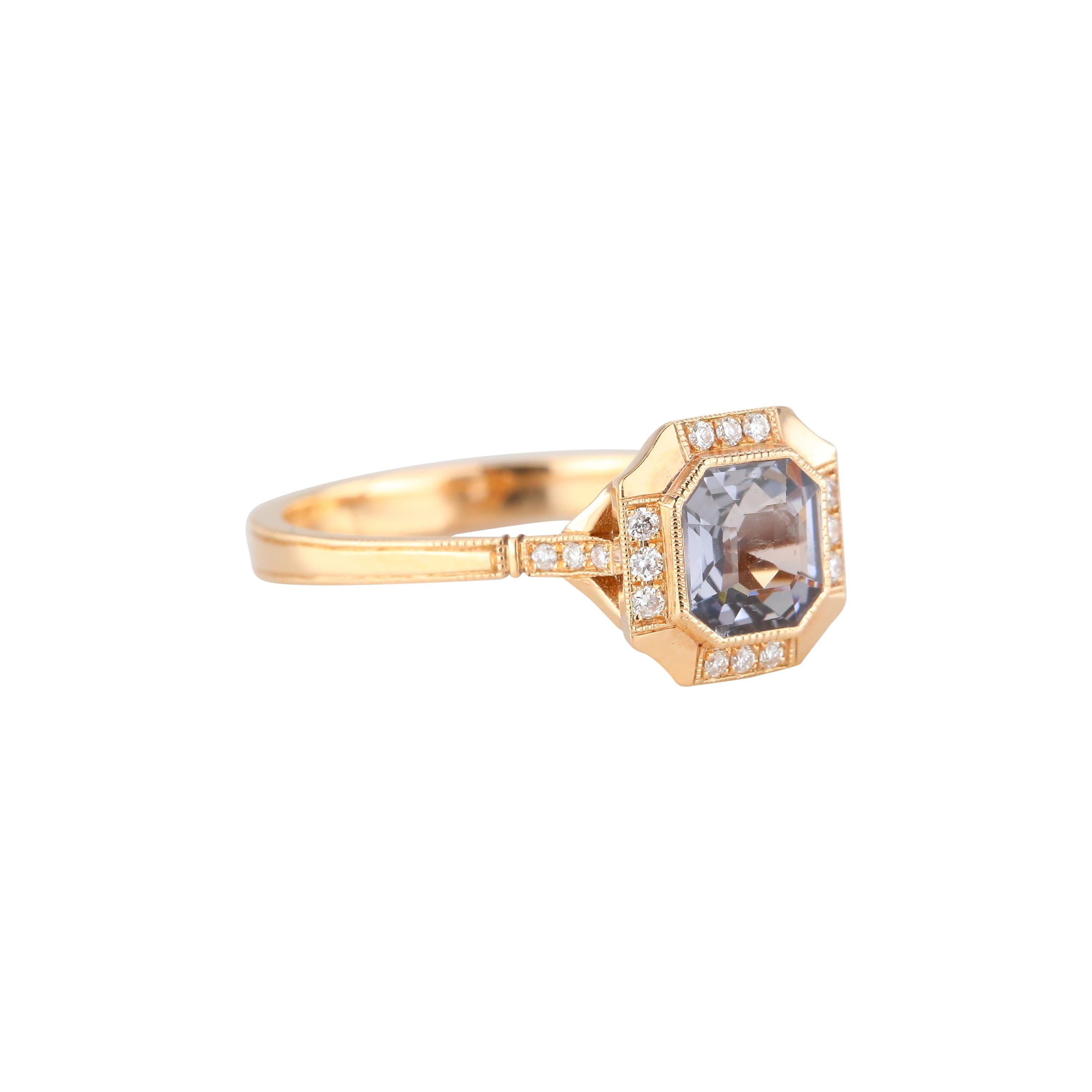 Bague de fiançailles de style vintage en spinelle 0,99 carat avec diamants en vente