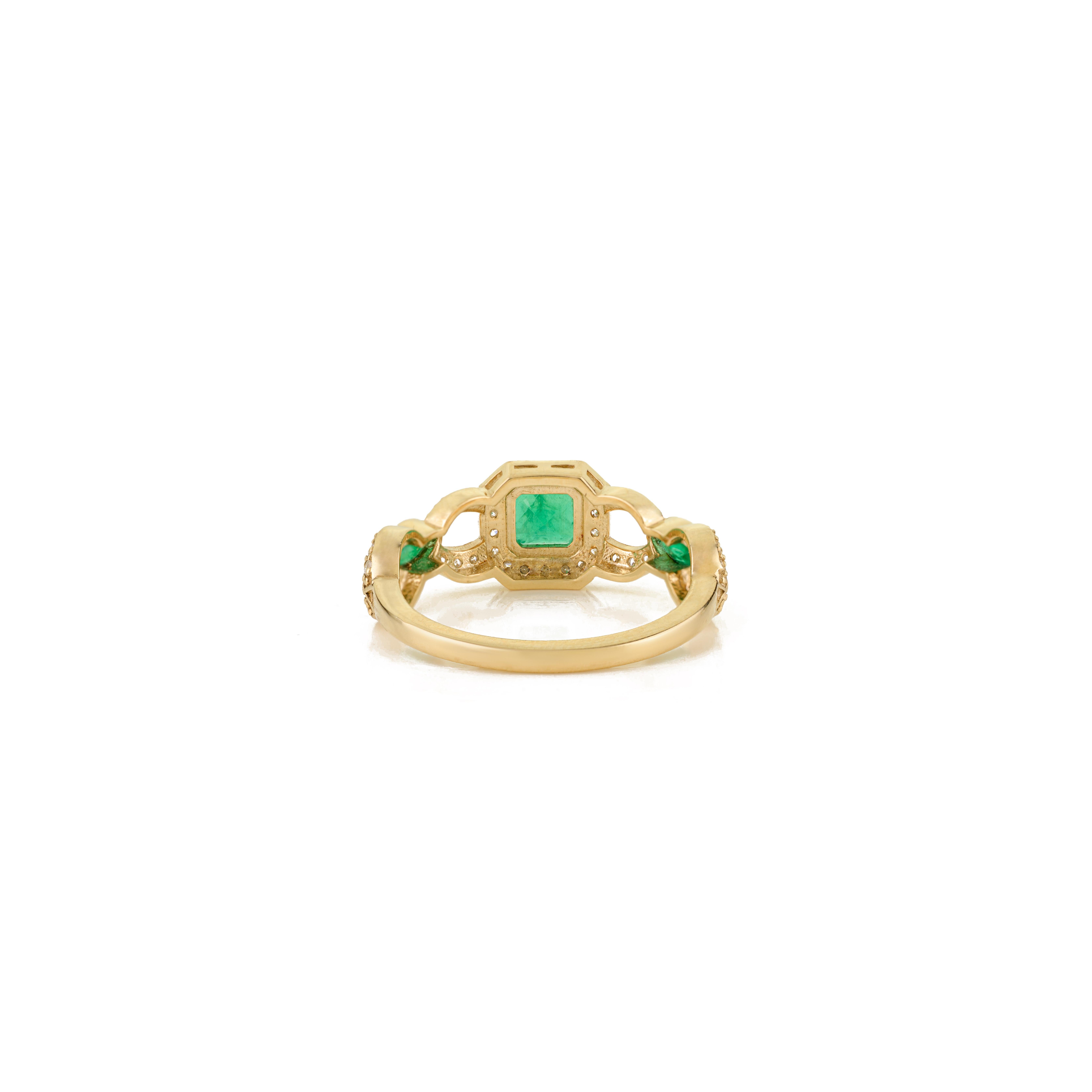 En venta: Anillo de compromiso estilo vintage con halo de esmeraldas y diamantes de 1 quilate en oro amarillo de 14k  9
