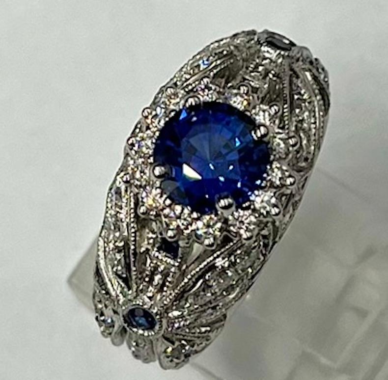 Contemporary Vintage Style 1.36CT Round Natural Blue Sapphire Platinum Ring For Sale