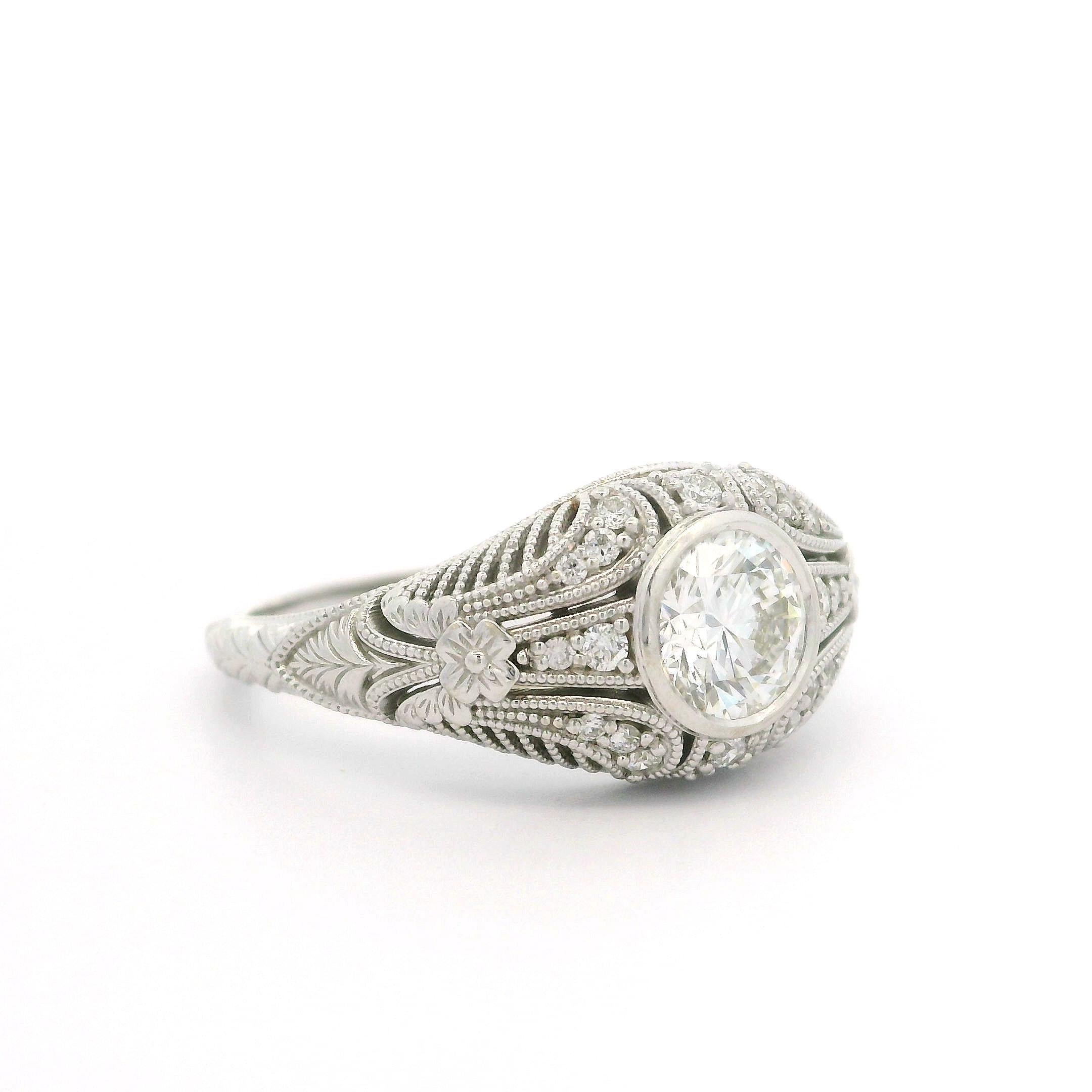 Anello in stile vintage in oro bianco 14k GIA 1,09ctw con diamante a grani di grano in vendita 6