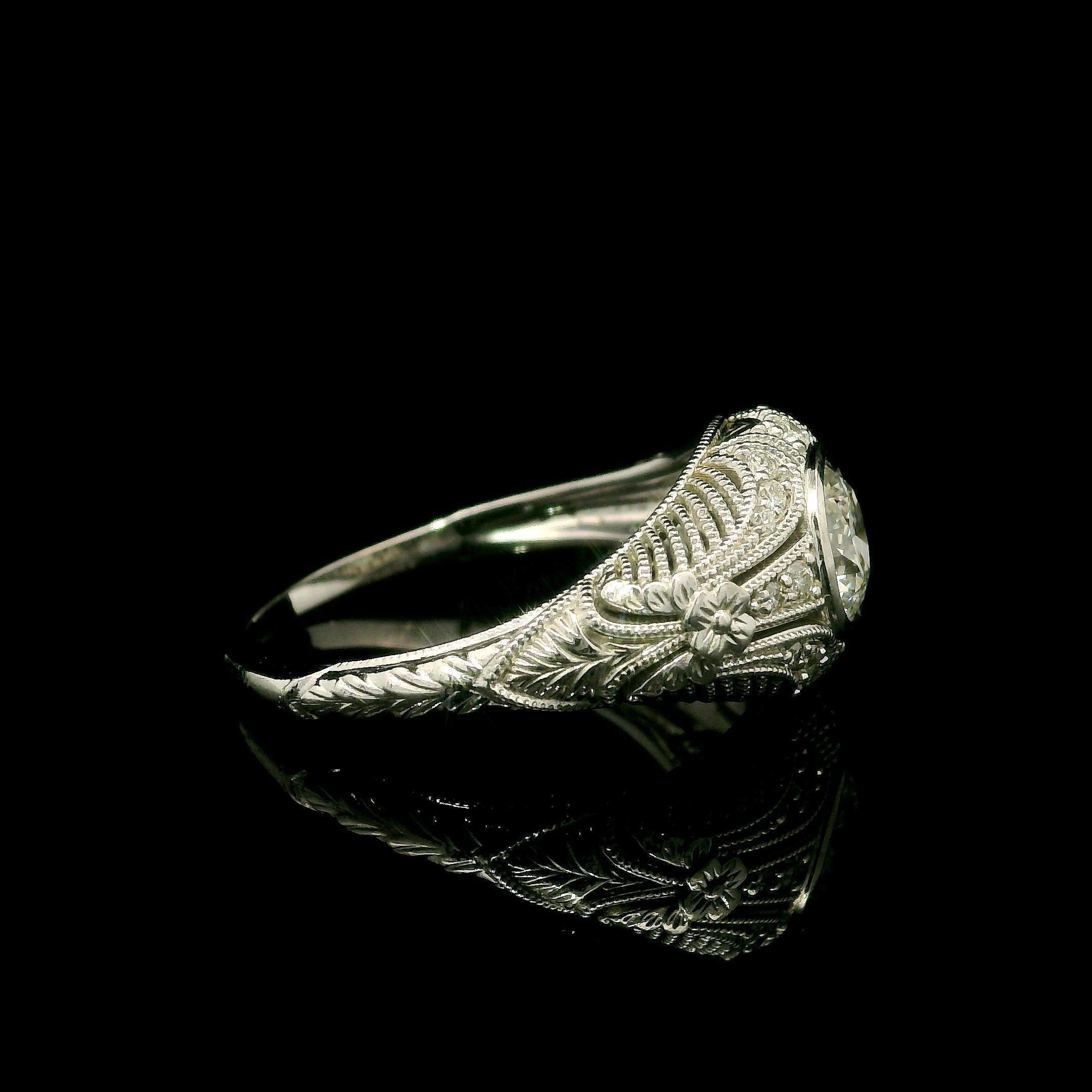 Anello in stile vintage in oro bianco 14k GIA 1,09ctw con diamante a grani di grano in vendita 1