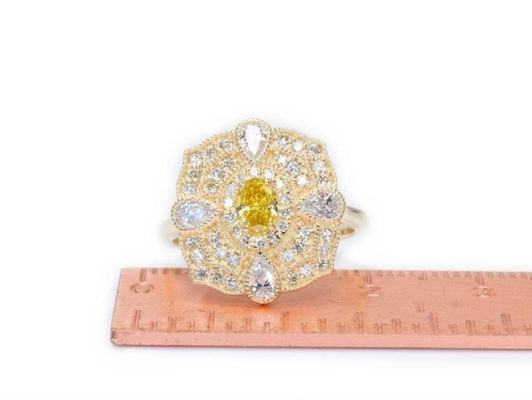 Vintage Style 18K Yellow Gold Ring with 0.34 Ct Natural Diamonds, GIA Cert In New Condition In רמת גן, IL