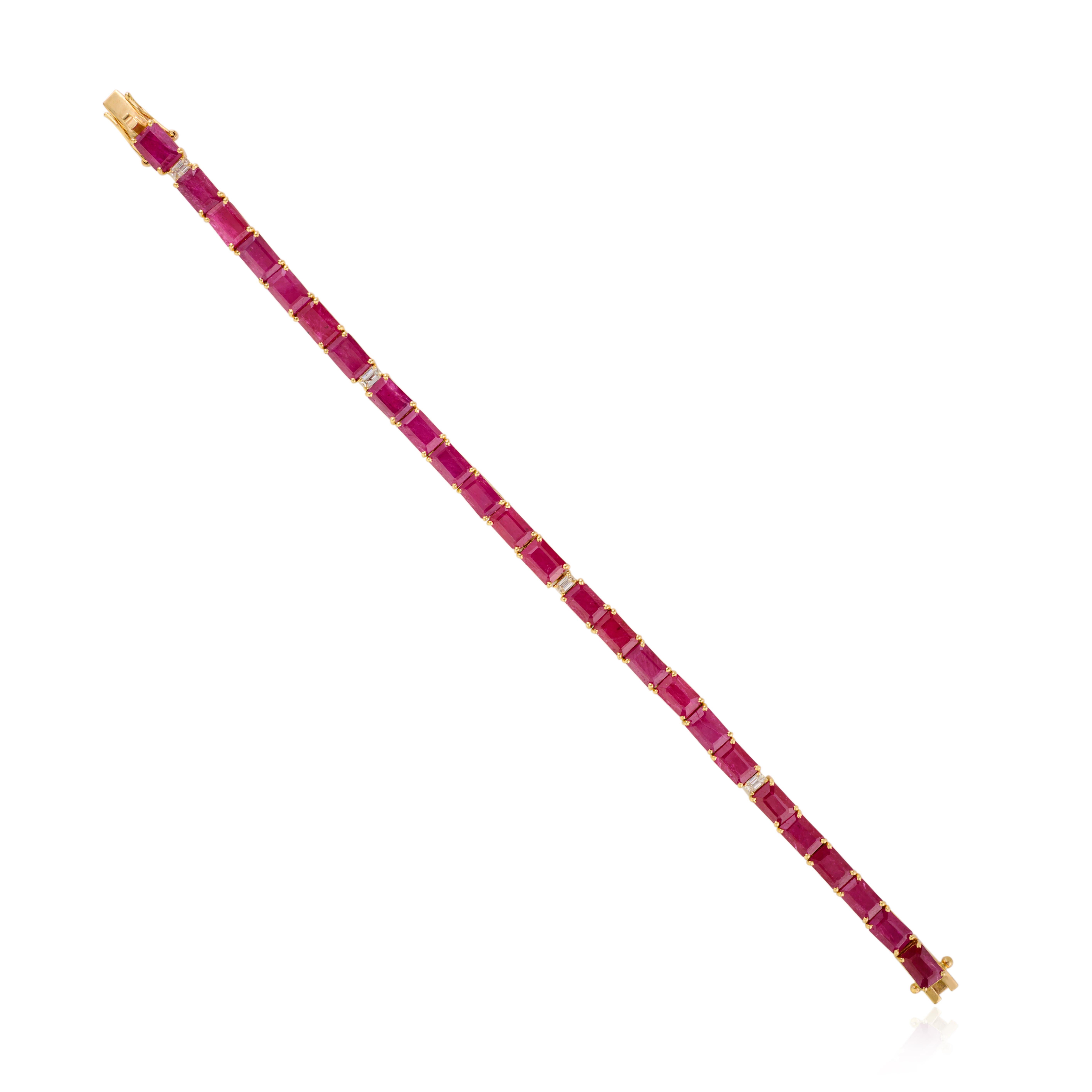 Vintage-Style 18K Yellow Gold Ruby and Diamond Tennis Bracelet Graduation Gift For Sale 1