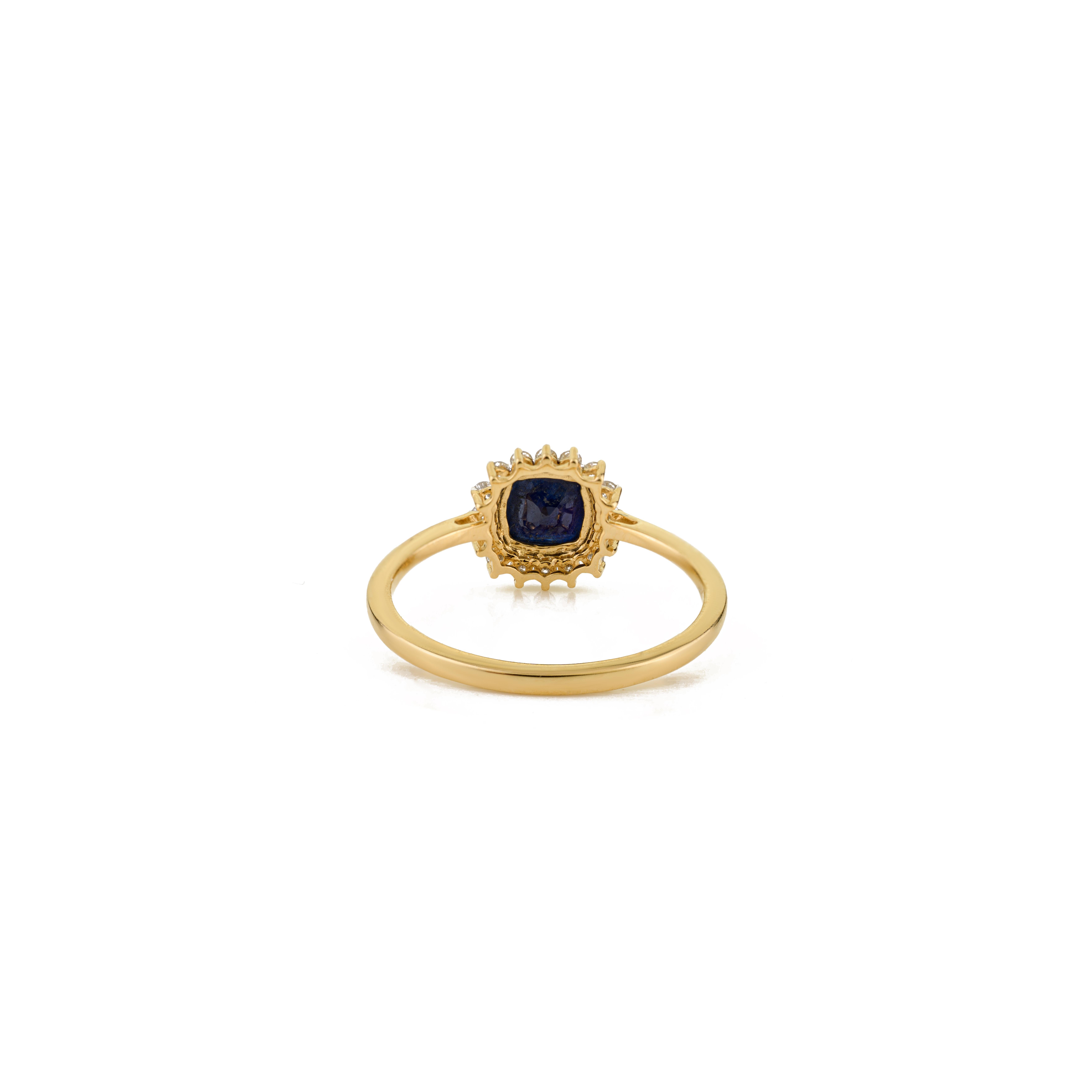 Im Angebot: Vintage Style 1Ct Natural Blue Sapphire & Diamond Halo Cluster Ring in 18K Gold () 9
