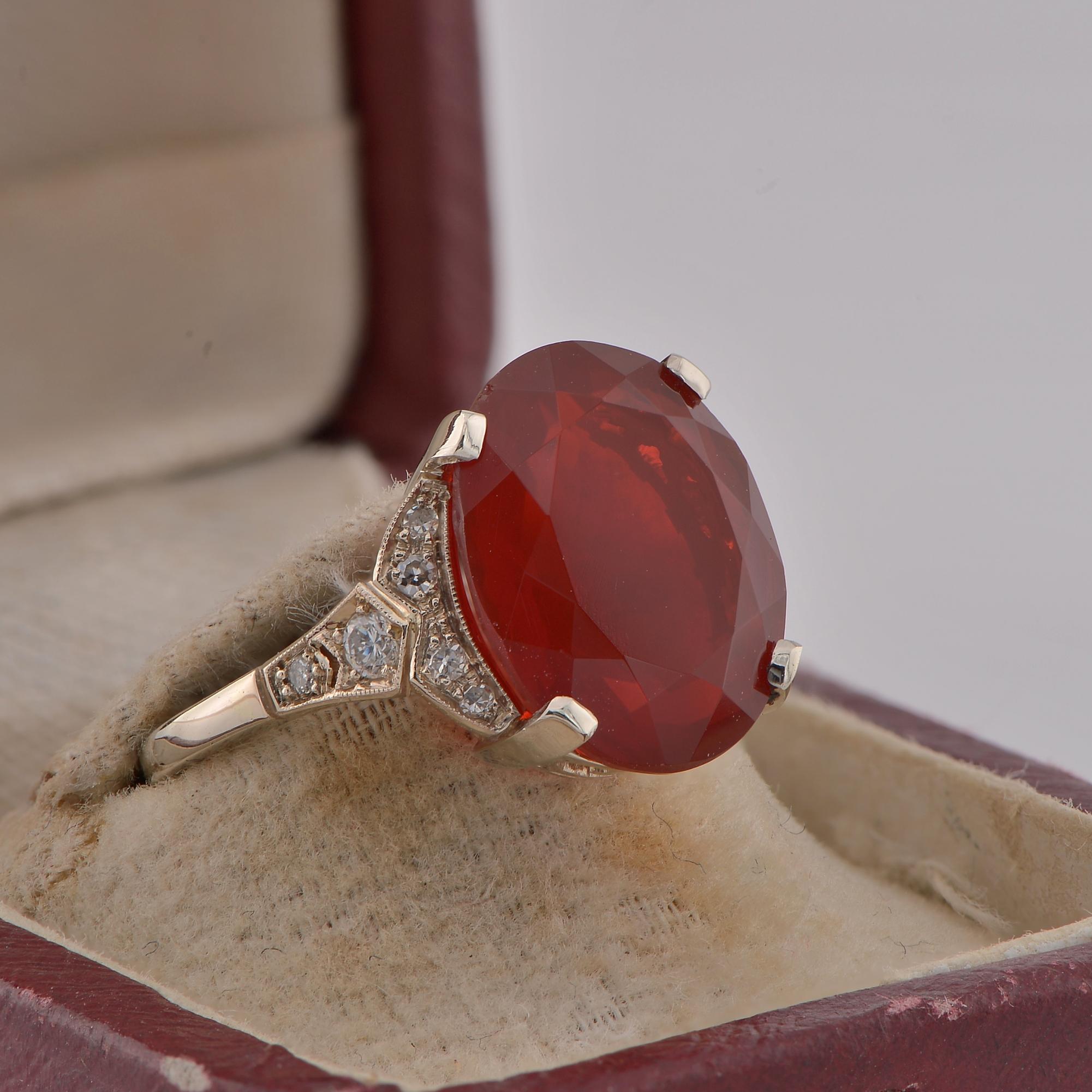 Women's Vintage Style 6.0 Ct. Ruby Red Fire Opal Diamond Solitaire ring For Sale