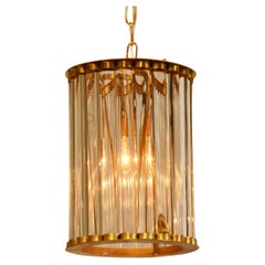 Vintage style! A classic modernist lantern to add elegance to your environment!
