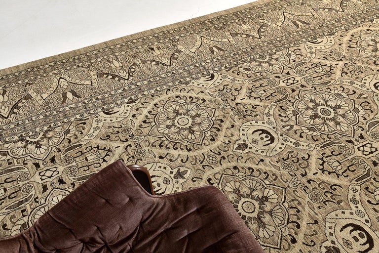 Vintage Style Agra Revival Rug For Sale at 1stDibs