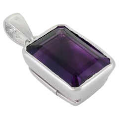 Pendant Necklaces