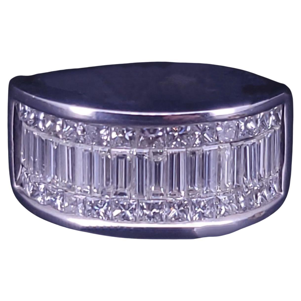 Vintage-Style Baguette With Invisible Princess Cut Seting Band in 14K W/G Si 6.5 For Sale