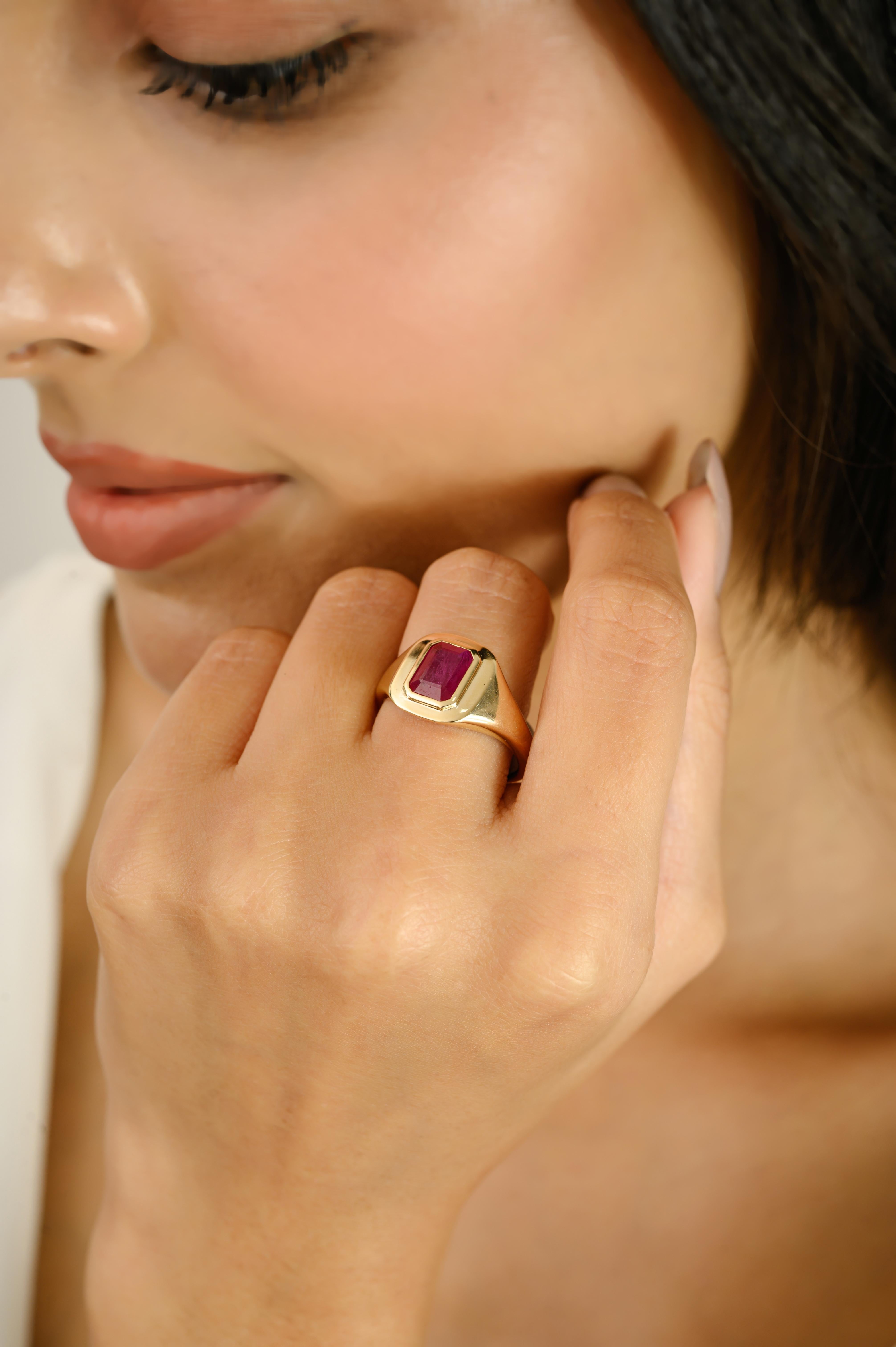 Im Angebot: Vintage-Stil Lünette Set Smaragd-Schliff Rubin Signet Ring in 14k Gelbgold Schmuck () 6