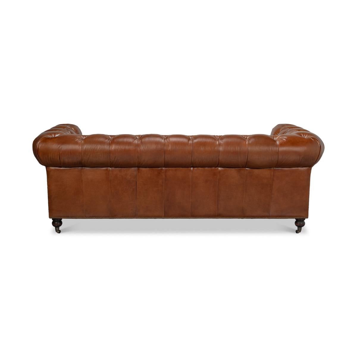 Klassisches Chesterfield Sofa im Vintage-Stil (Leder) im Angebot