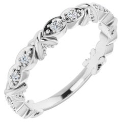 Vintage Style Diamond Accented Wedding Anniversary Ring 18 Karat White Gold