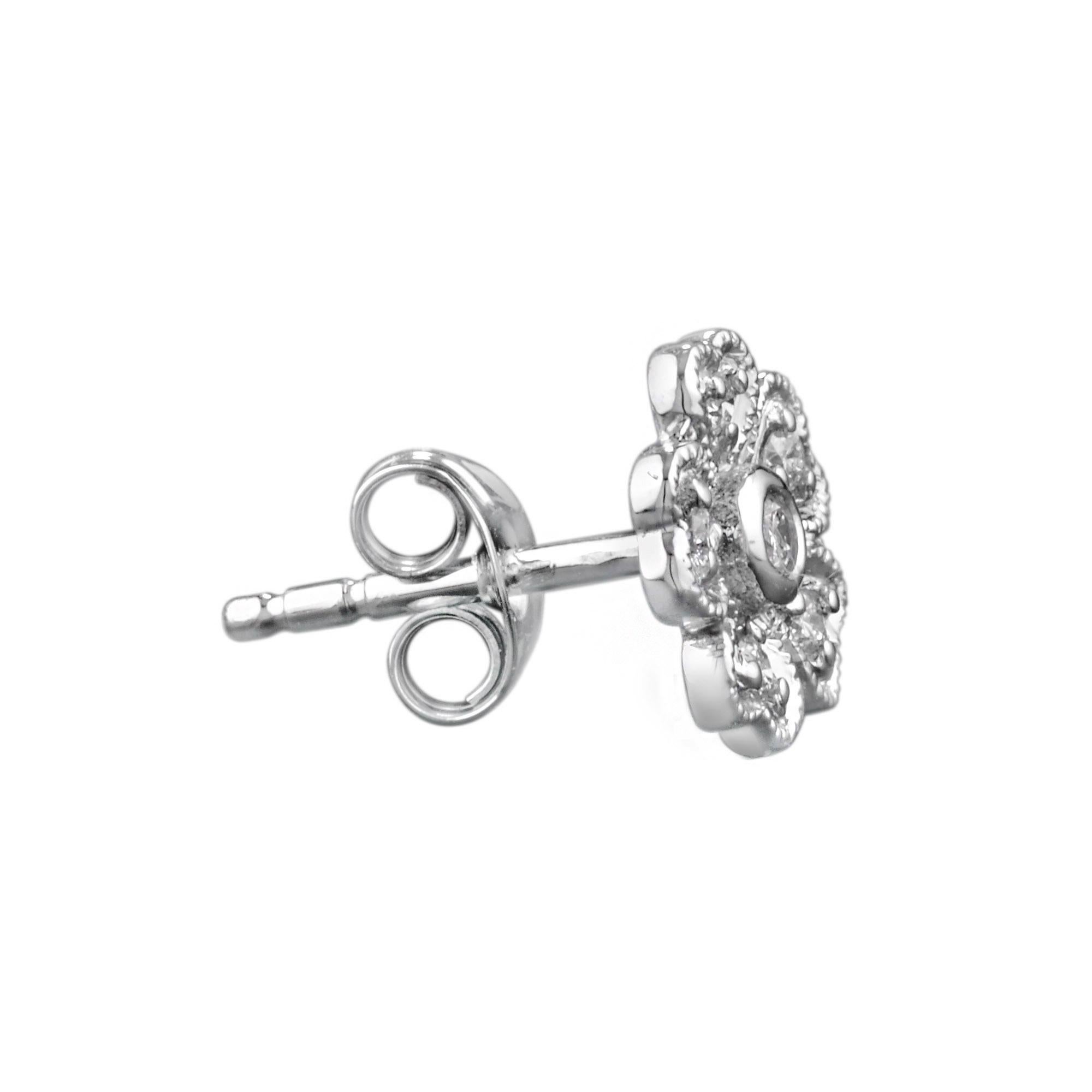 Vintage Style Diamant Cluster Ohrstecker 14k Weißgold Ohrringe (Rundschliff) im Angebot
