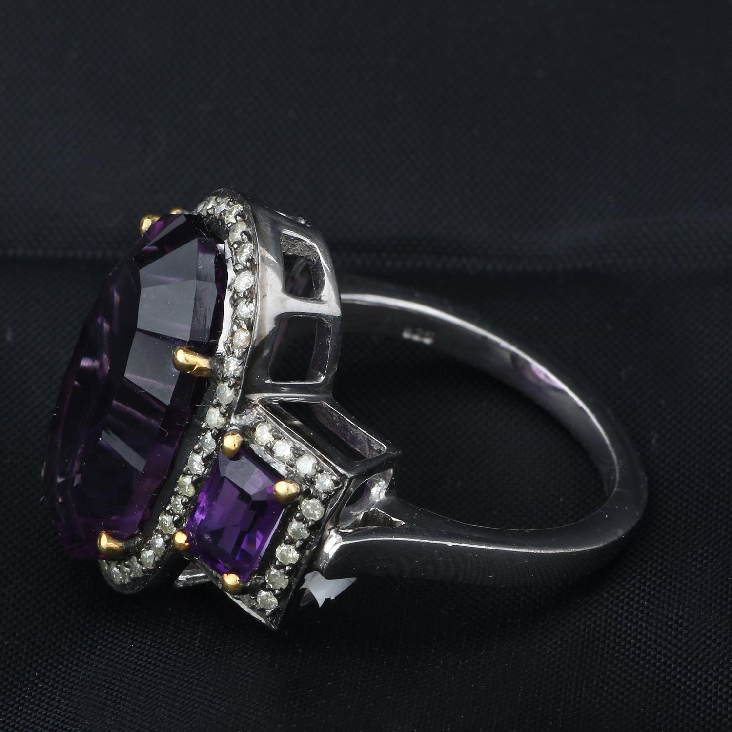 Round Cut Vintage Style Diamond Silver Amethyst Wedding Three Stone Solitaire Ring For Sale