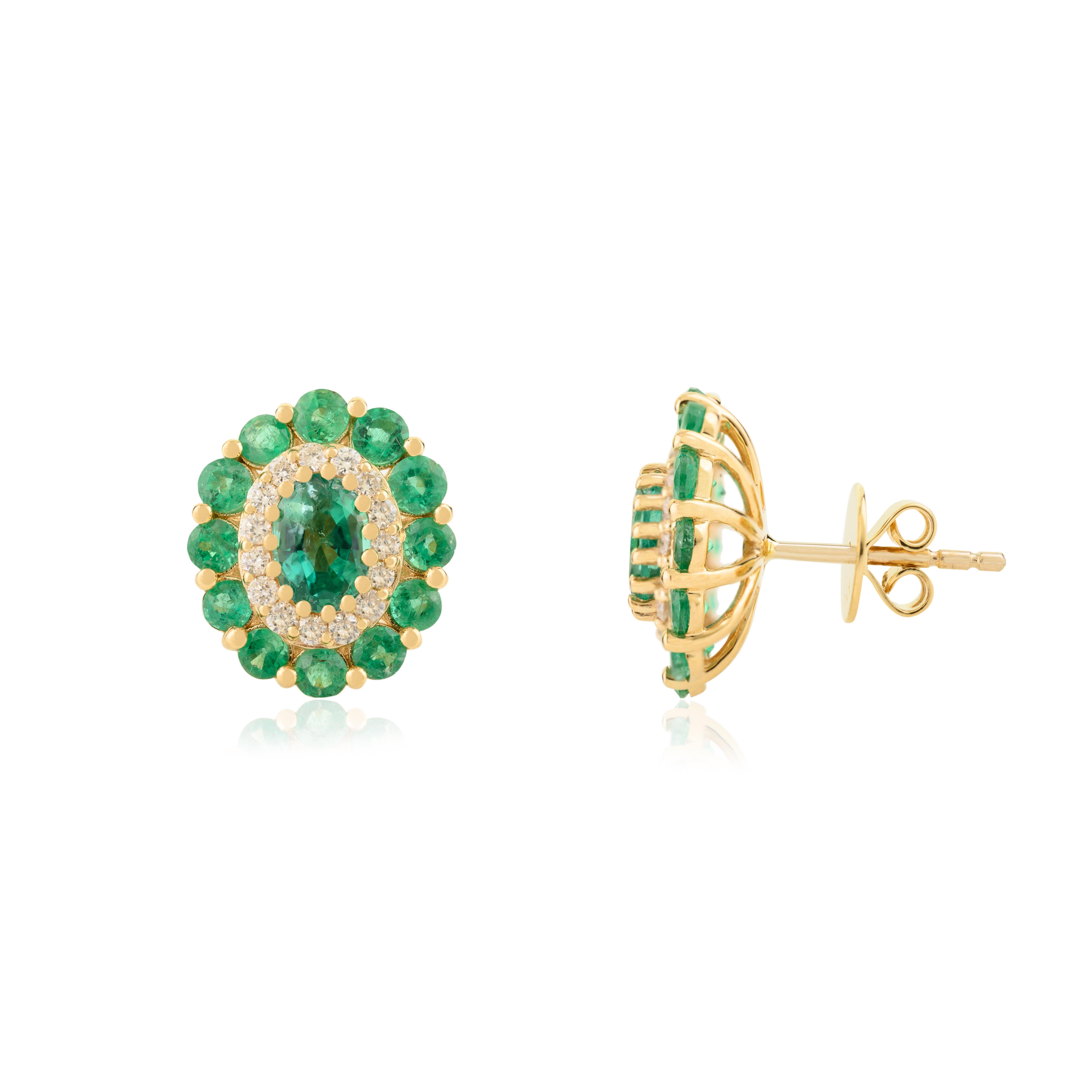 Vintage-Stil Smaragd & Diamond Floral Ohrstecker in 14k Gelbgold Schmuck im Zustand „Neu“ im Angebot in New York, NY